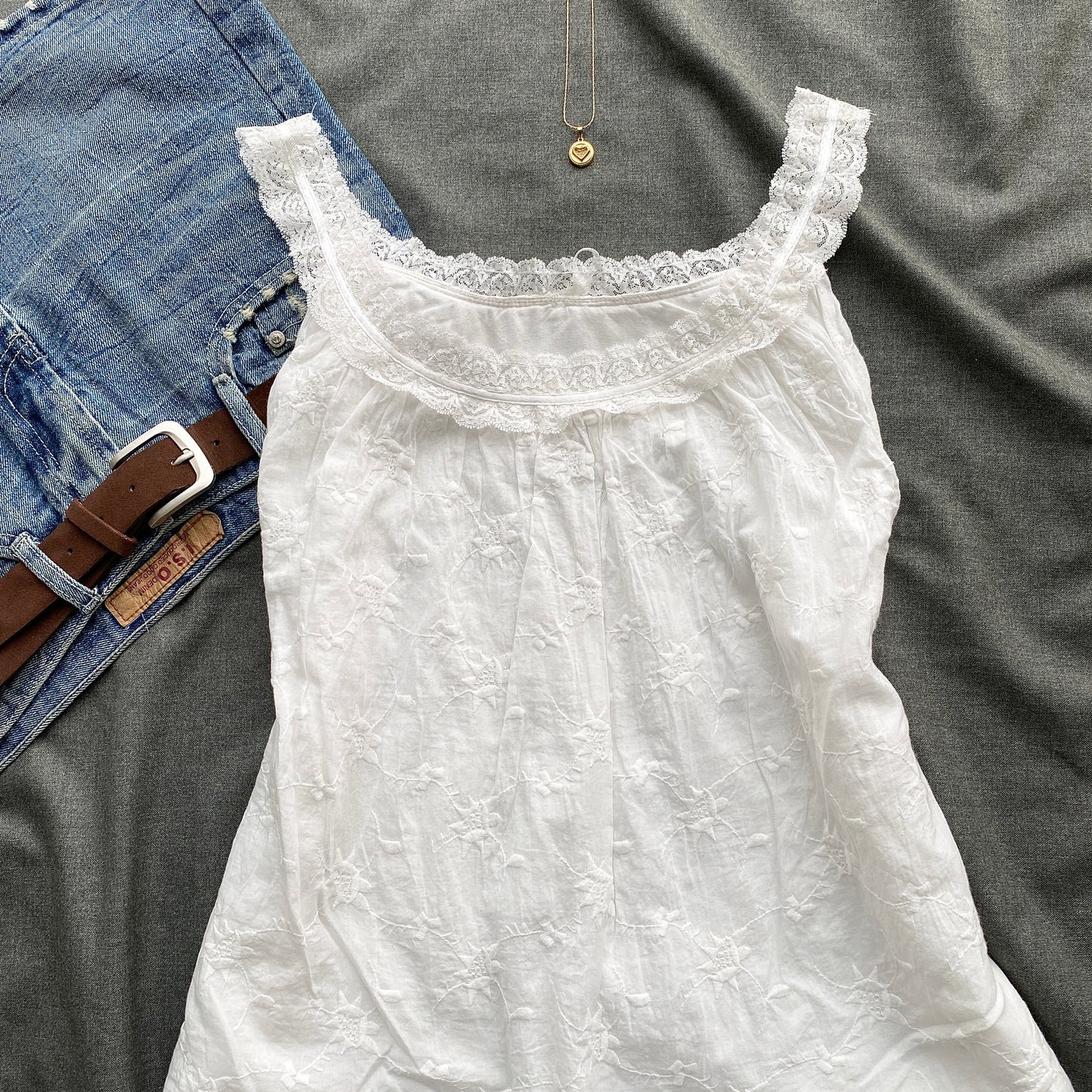 WHITE FAIRY TOP (Bust : 34-36, Upper Waist : 26-32)
