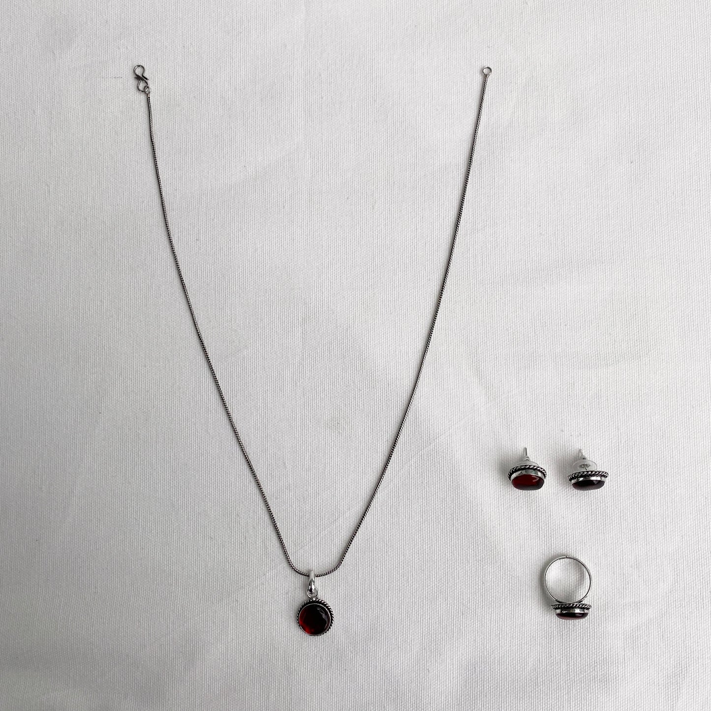 STONE (NECKLACE, EARRING AND RING) SET