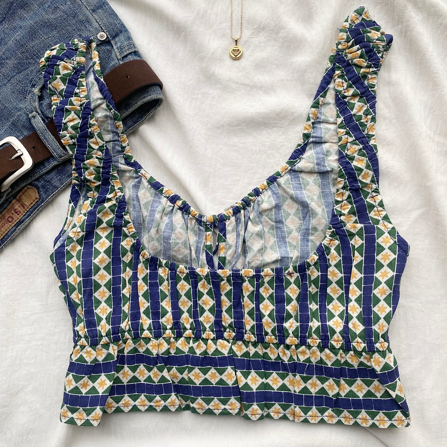 BLUE CROP TOP (Bust : 34-36, Upper Waist : 28-34)