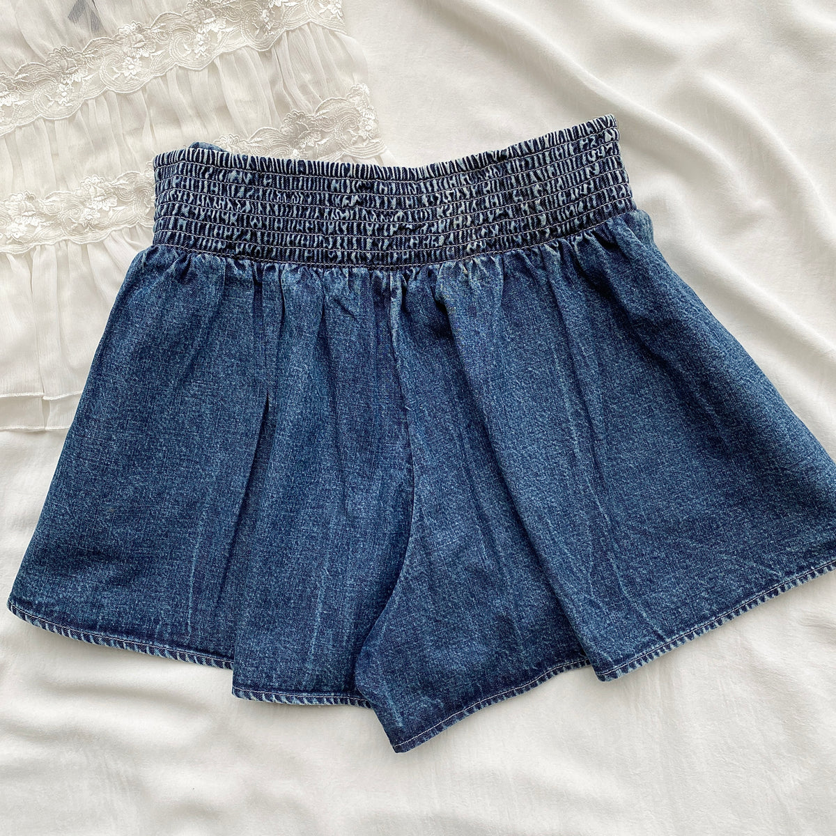 DENIM SKORT FROM FREE PEOPLE (Waist : 26-28)