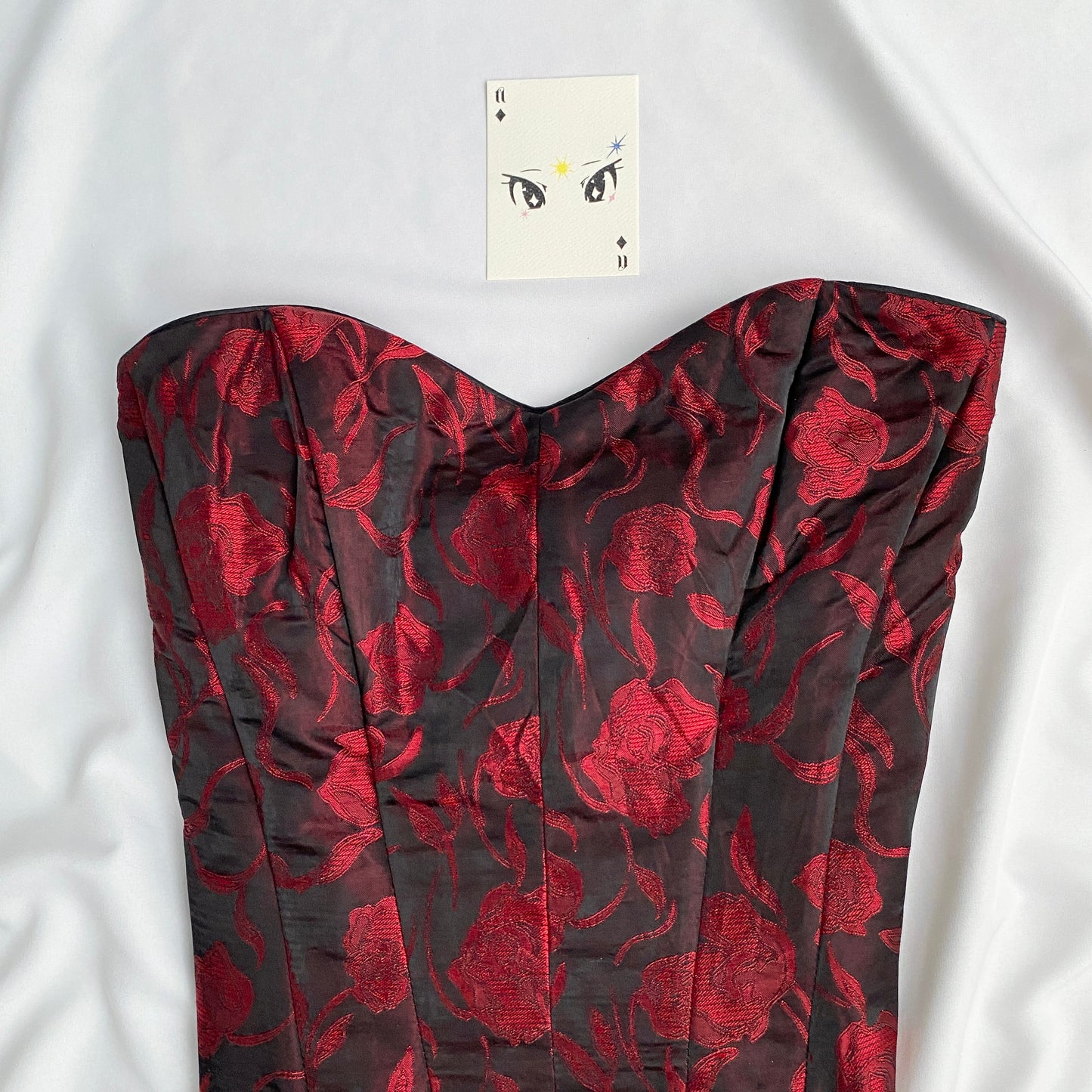 RED ROSES CORSET (Bust : 34-36, Upper Waist : 30-32)