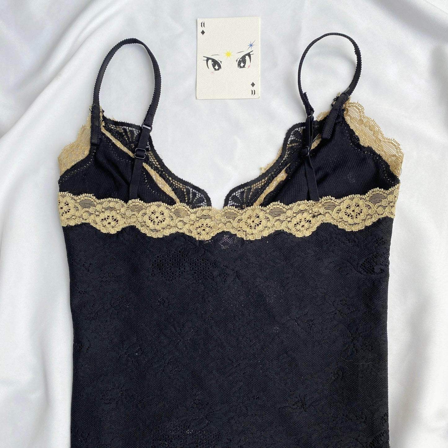BLACK CAMI TOP WITH LACE DETAILING FROM MANGO (Bust : 30-34, Upper Waist : 24-28)