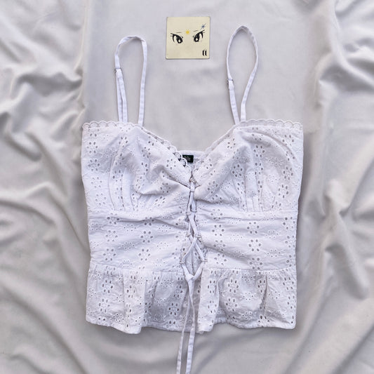 WHITE EYELET TOP ((Bust : 34-38, Upper Waist : 30-36))