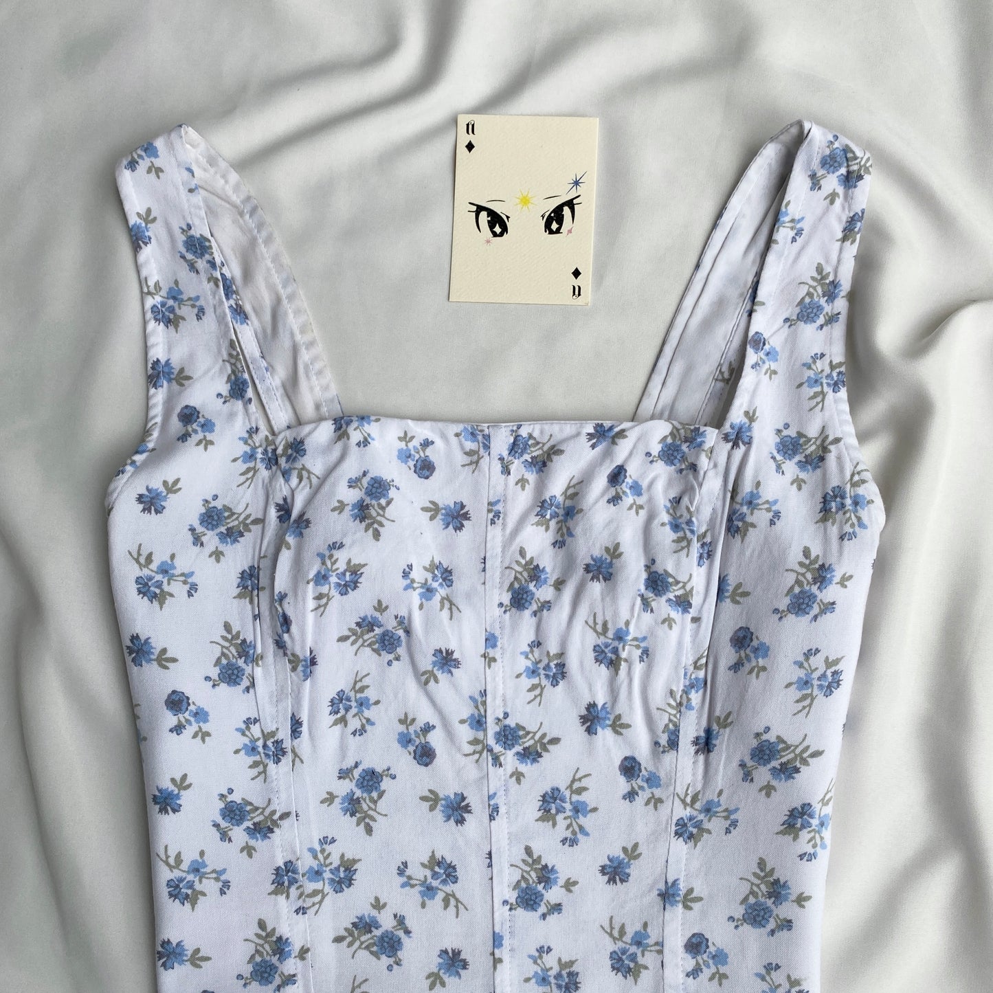 FLORAL TOP FROM HOLISTER (Bust : 30-34, Upper Waist : 26-29)