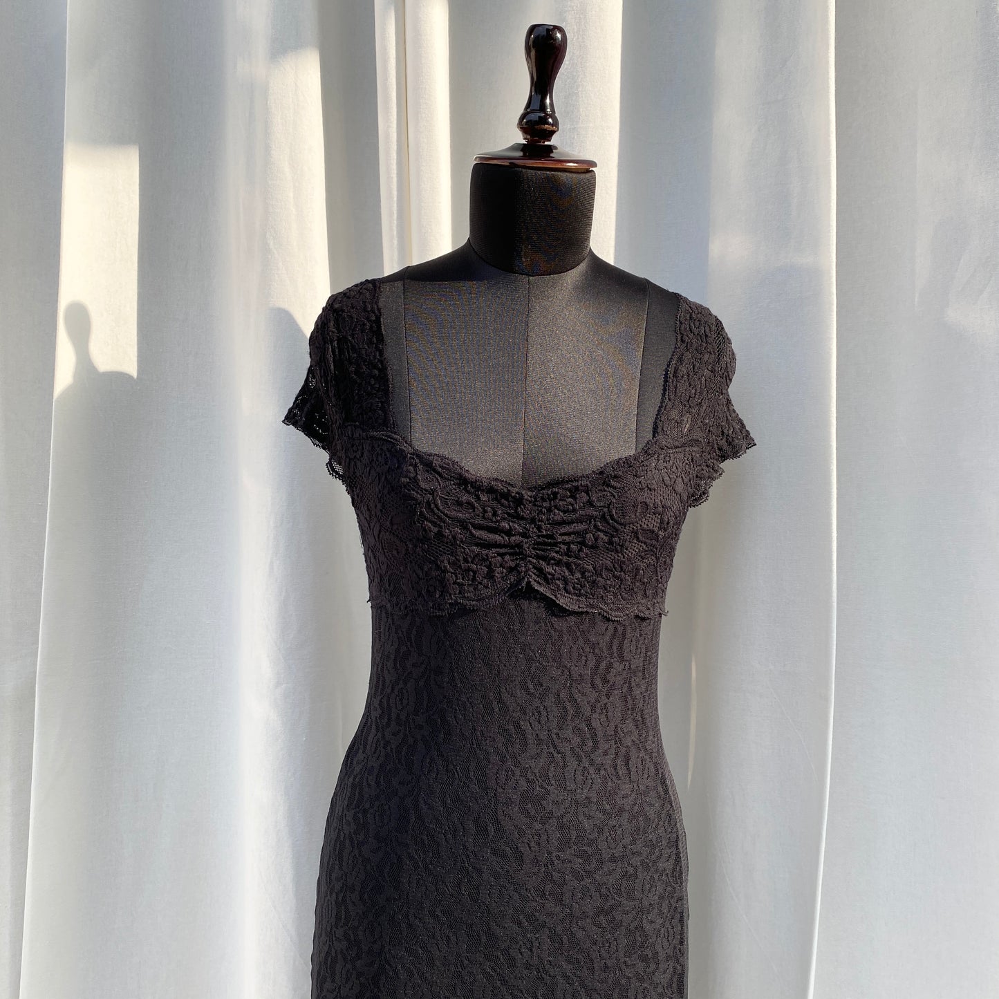 BLACK LACE DRESS (Bust : 30-34, Upper Waist : 26-32)