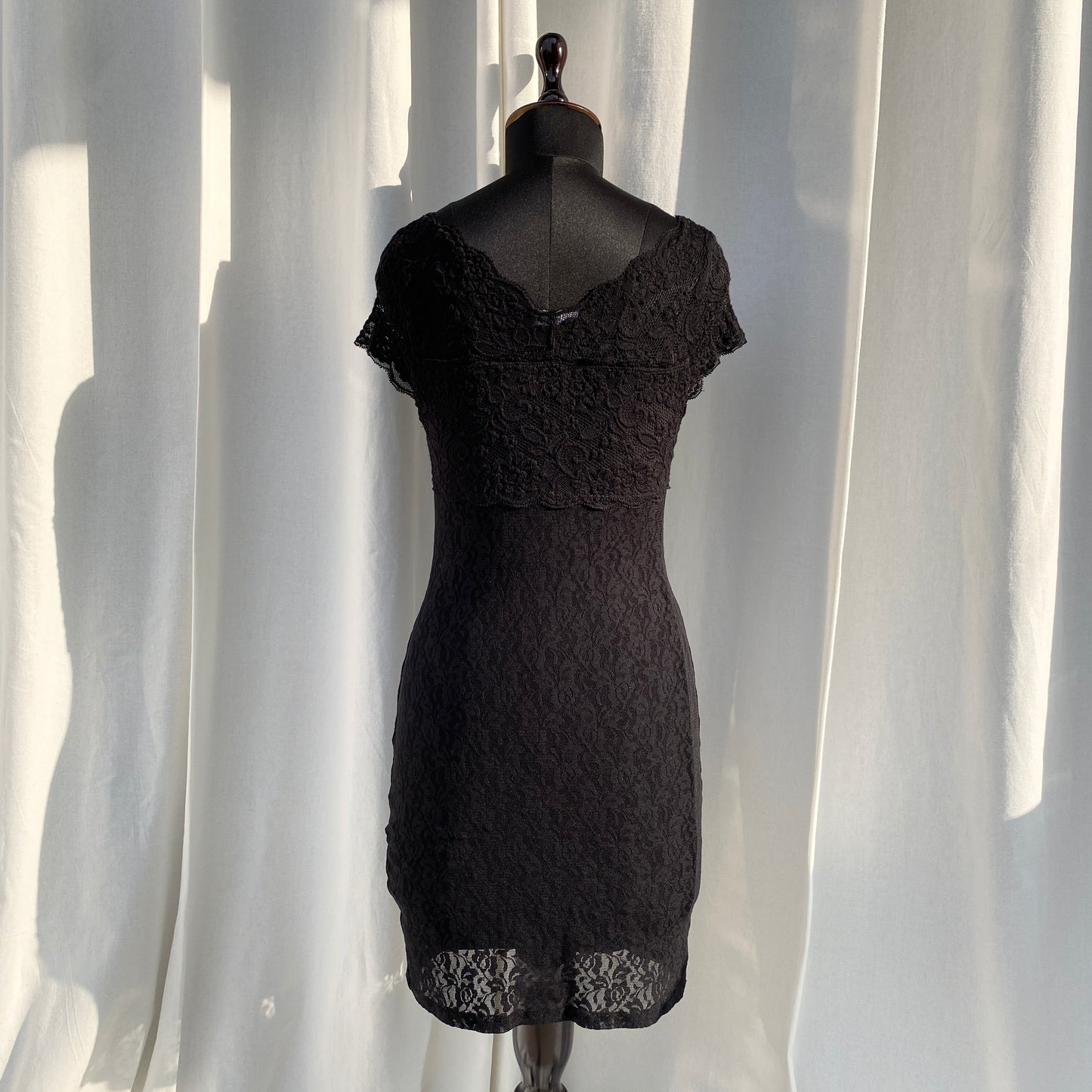 BLACK LACE DRESS (Bust : 30-34, Upper Waist : 26-32)