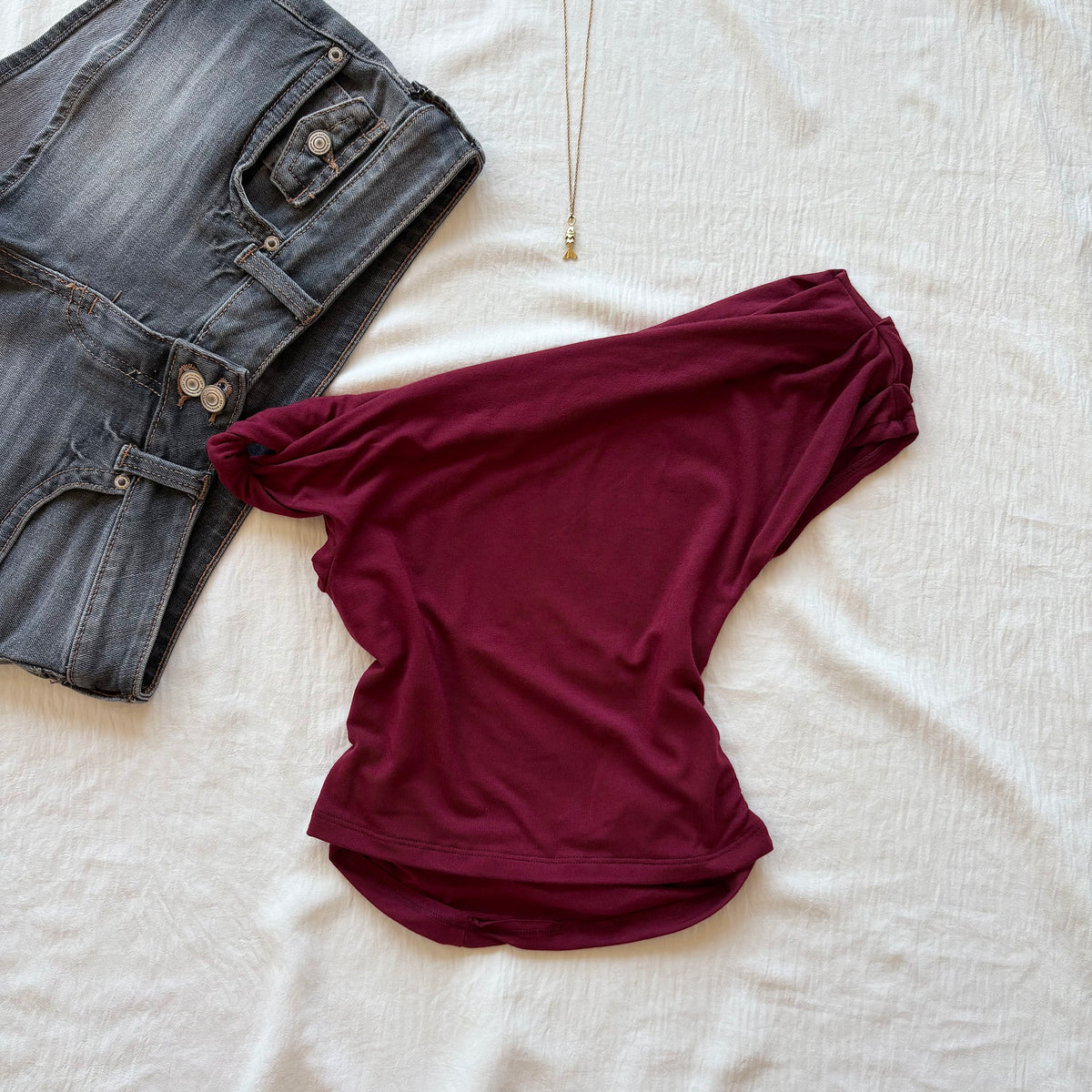 CHERRY TOP (Bust : 28-34, Upper Waist : 22-28)