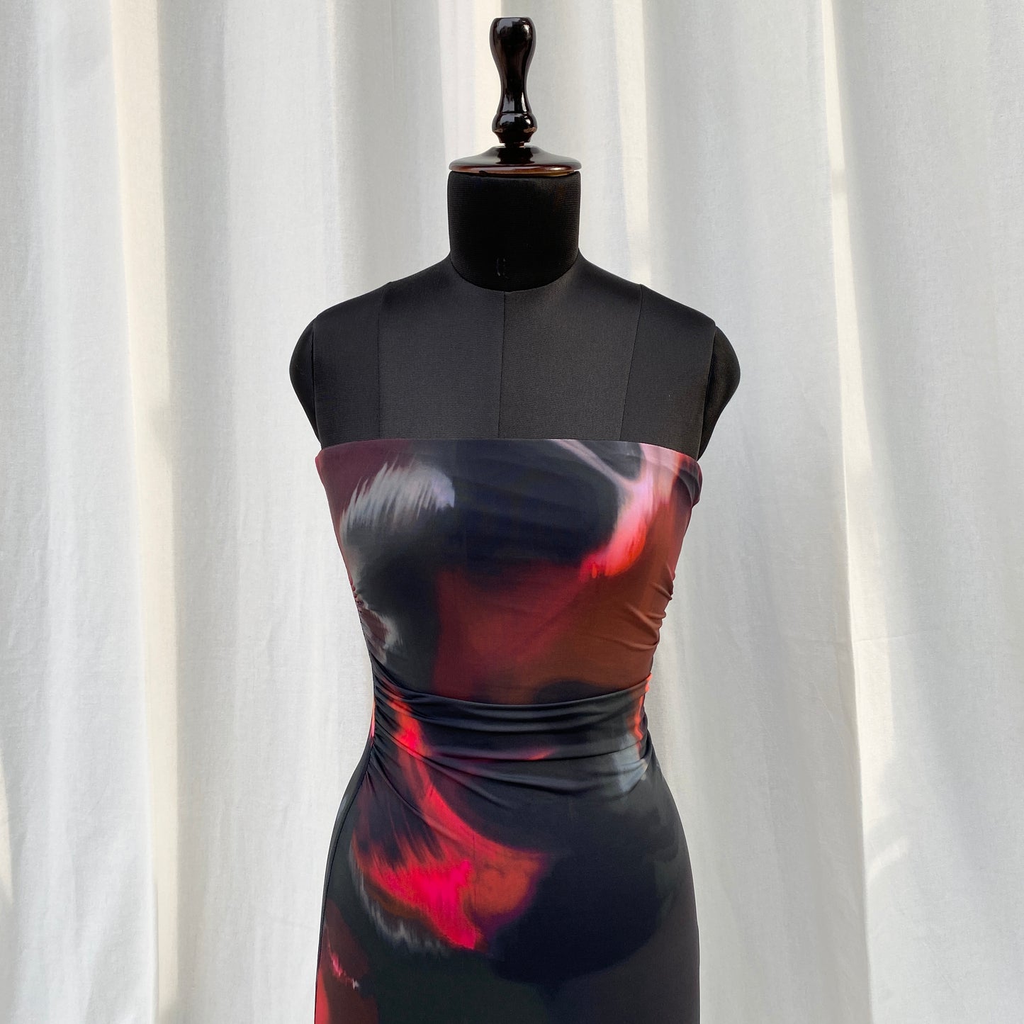 BLACK STRAPLESS MINI DRESS ( Bust : 30-34, Upper Waist : 23-28)