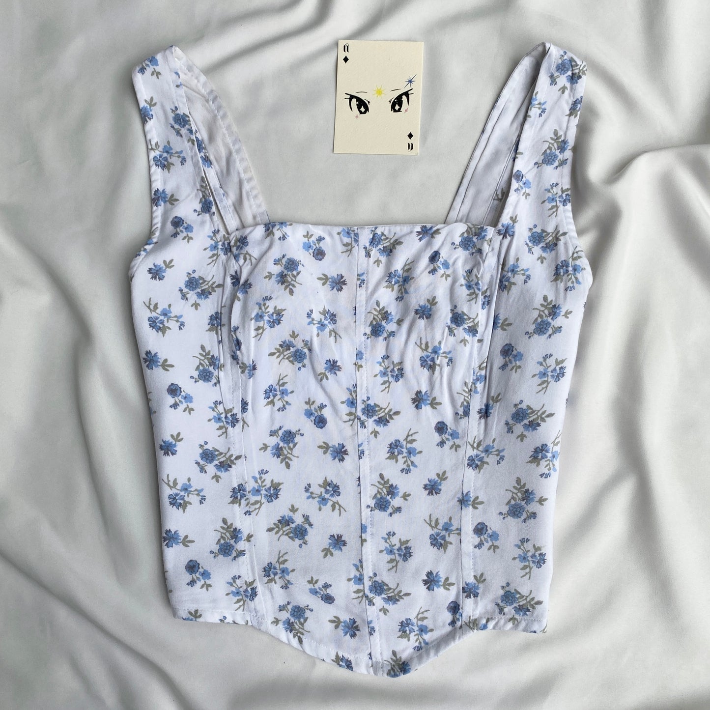 FLORAL TOP FROM HOLISTER (Bust : 30-34, Upper Waist : 26-29)