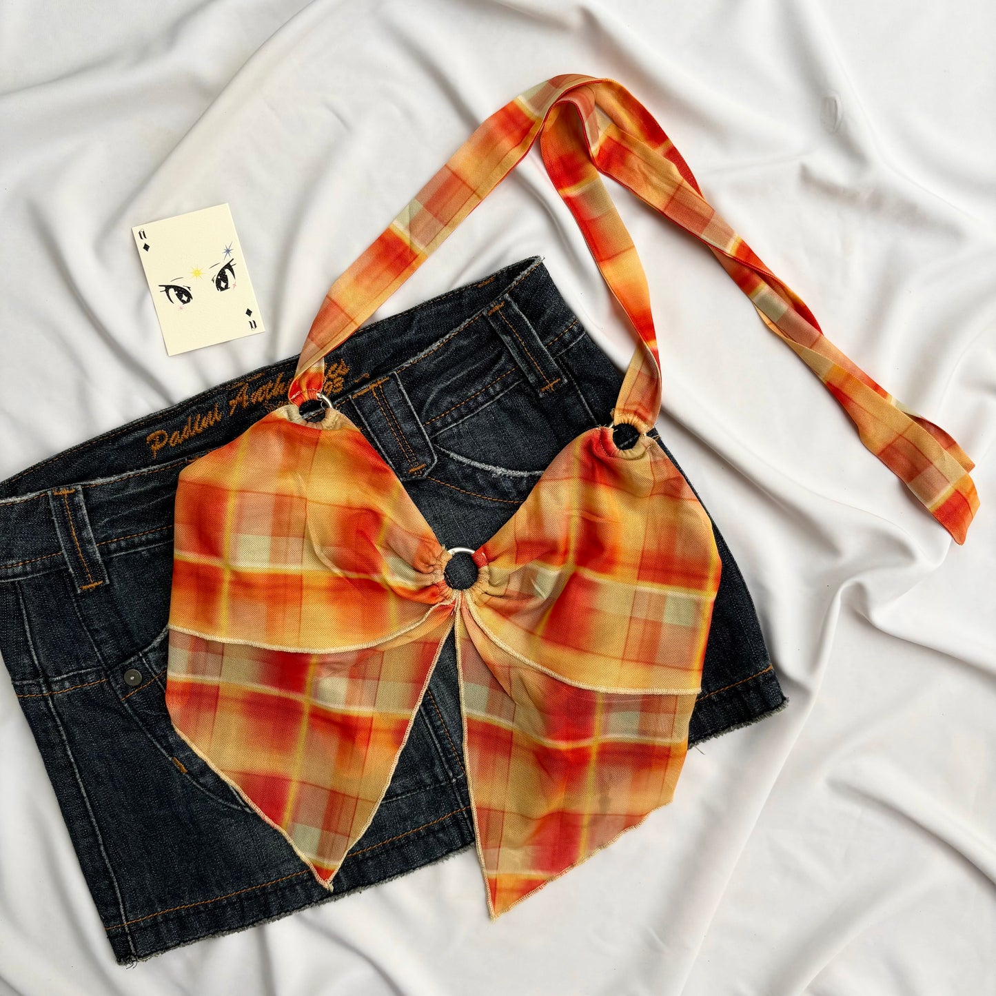 ORANGE HALTER TOP (Bust : 34-36, Upper Waist : 26-32)