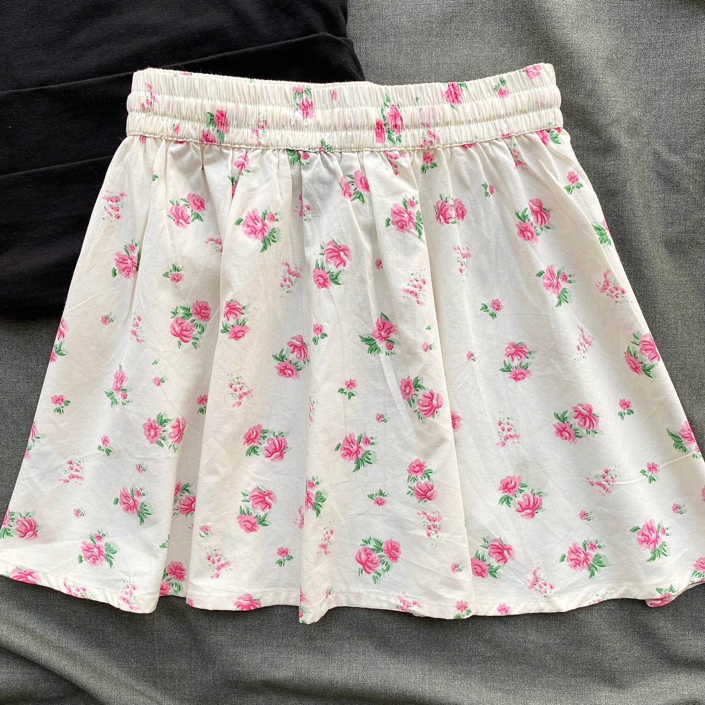 FLORA SKIRT (Waist : 28-32)
