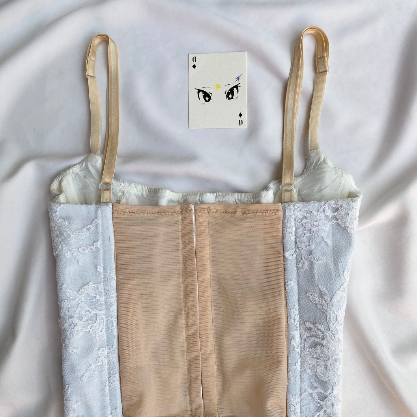 WHITE LACE CORSET (Bust : 30-34, Upper Waist : 26-29)