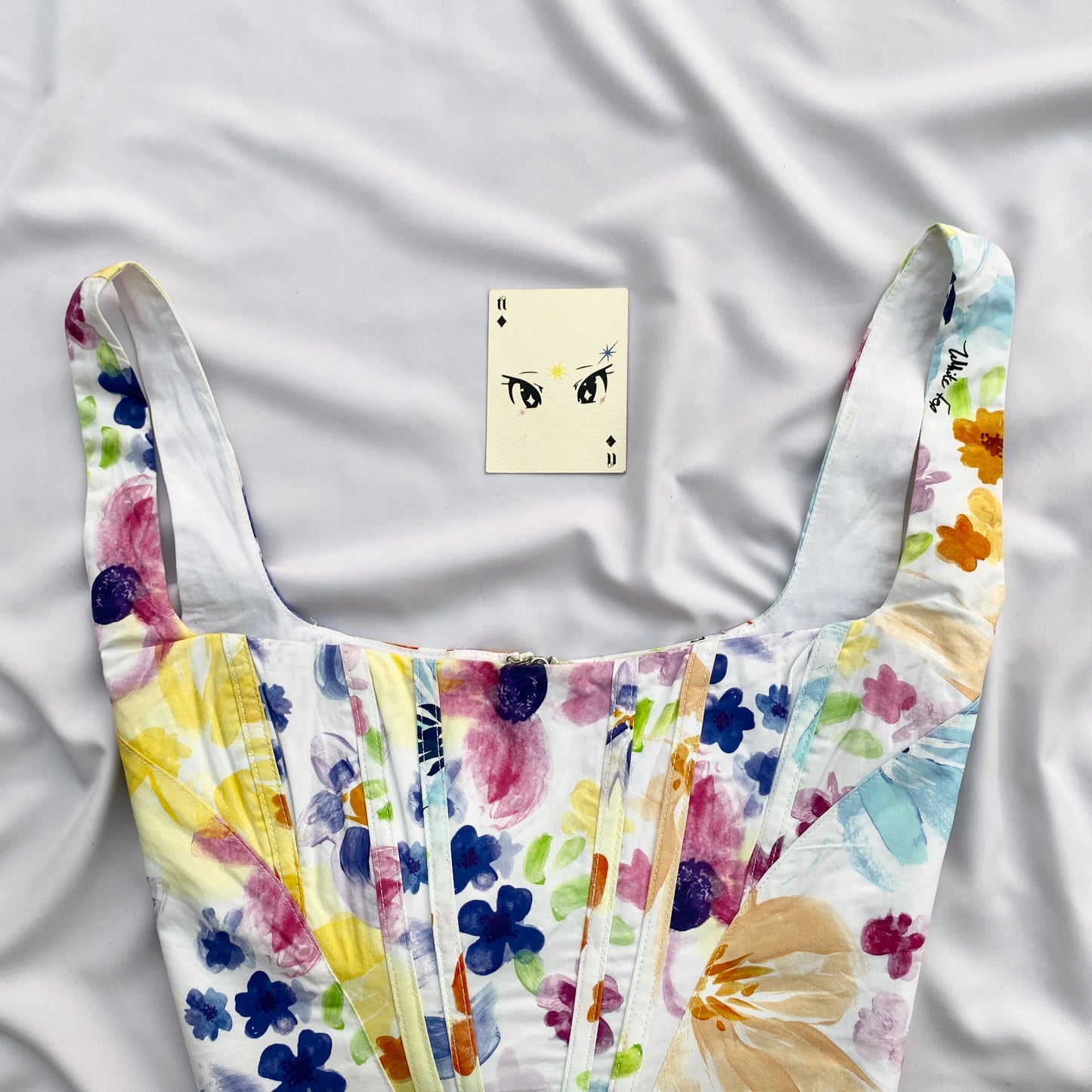 FLORAL CORSET FROM WHITE FOX (Bust : 32-34, Upper Waist : 27-29)