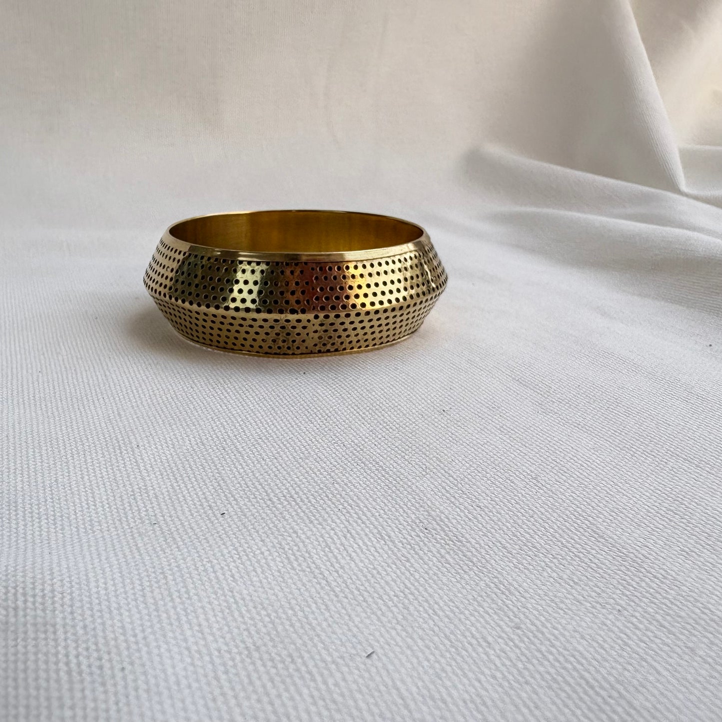 GOLD BRACLET