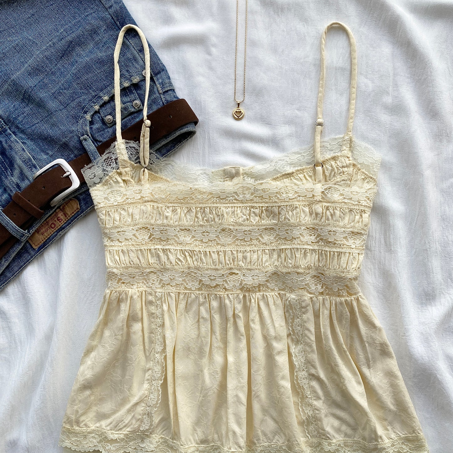BUTTER YELLOW LACE TOP FROM KIMCHI BLUE (Sizes available)