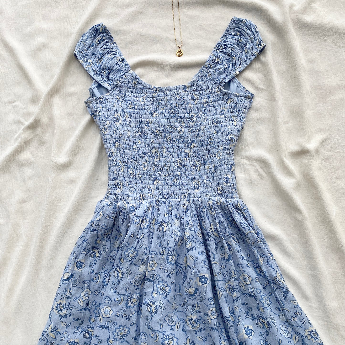 BLUE PAISLEY DRESS FROM HOLLISTER (Bust : 30-34, Upper Waist : 23-28)