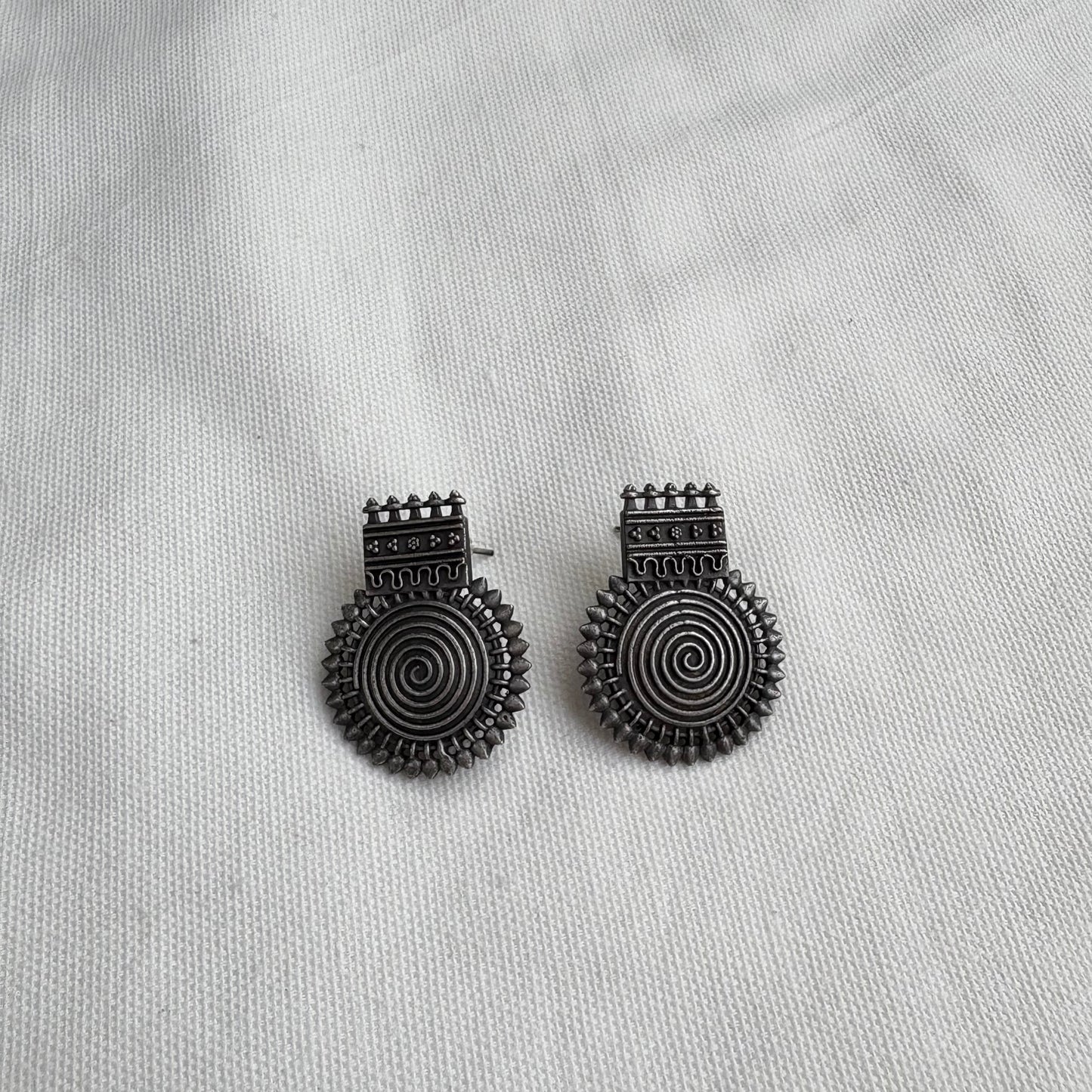 SPIRAL EARRING