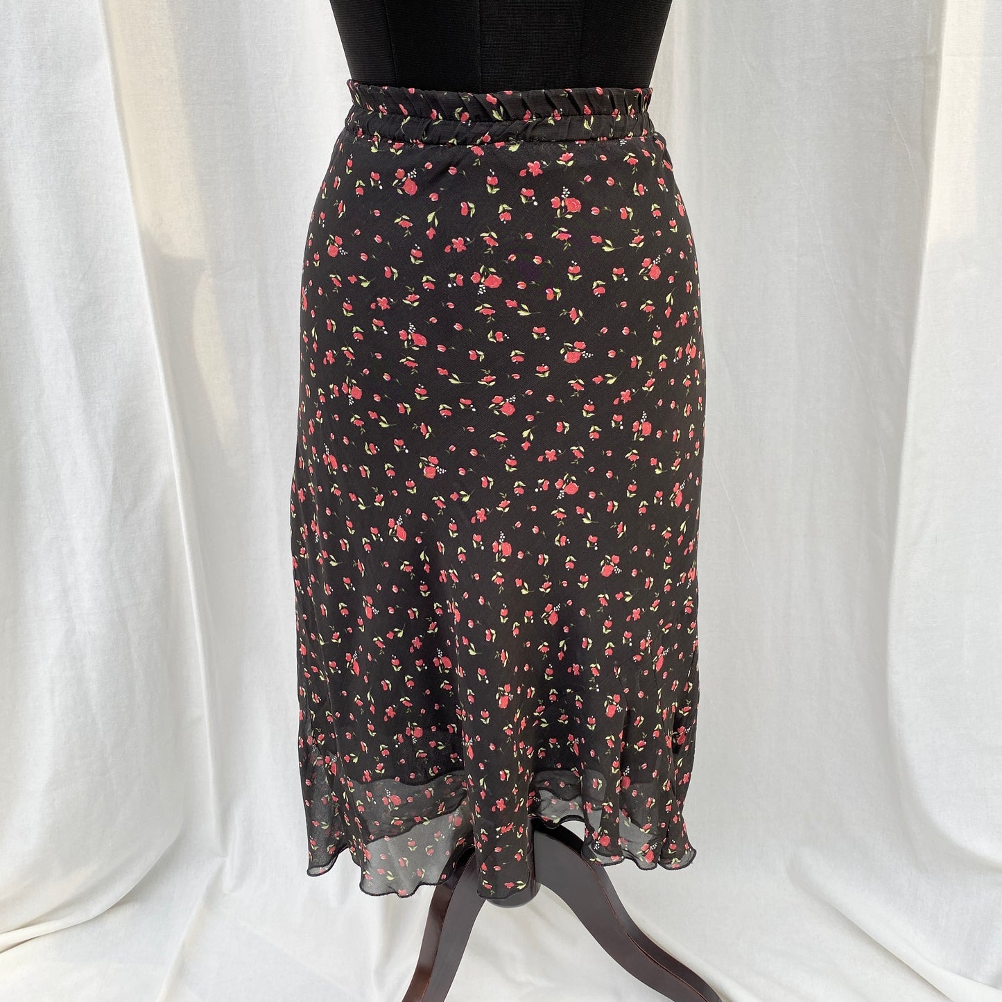 Y2K DITSY FLORAL SKIRT (Waist : 28-36)