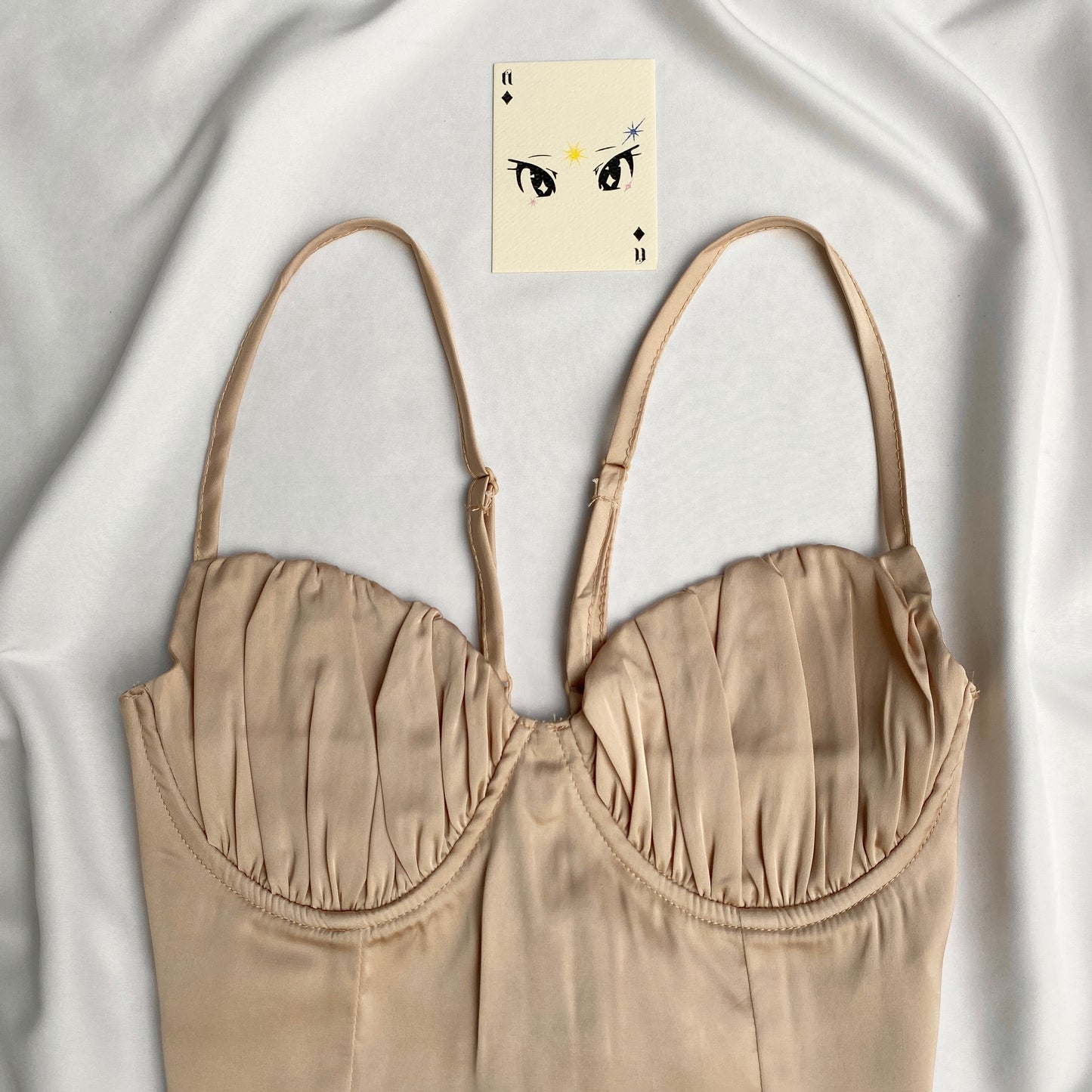 BEIGE BACKLESS TOP (Bust : 30-34, Upper Waist : 26-30)