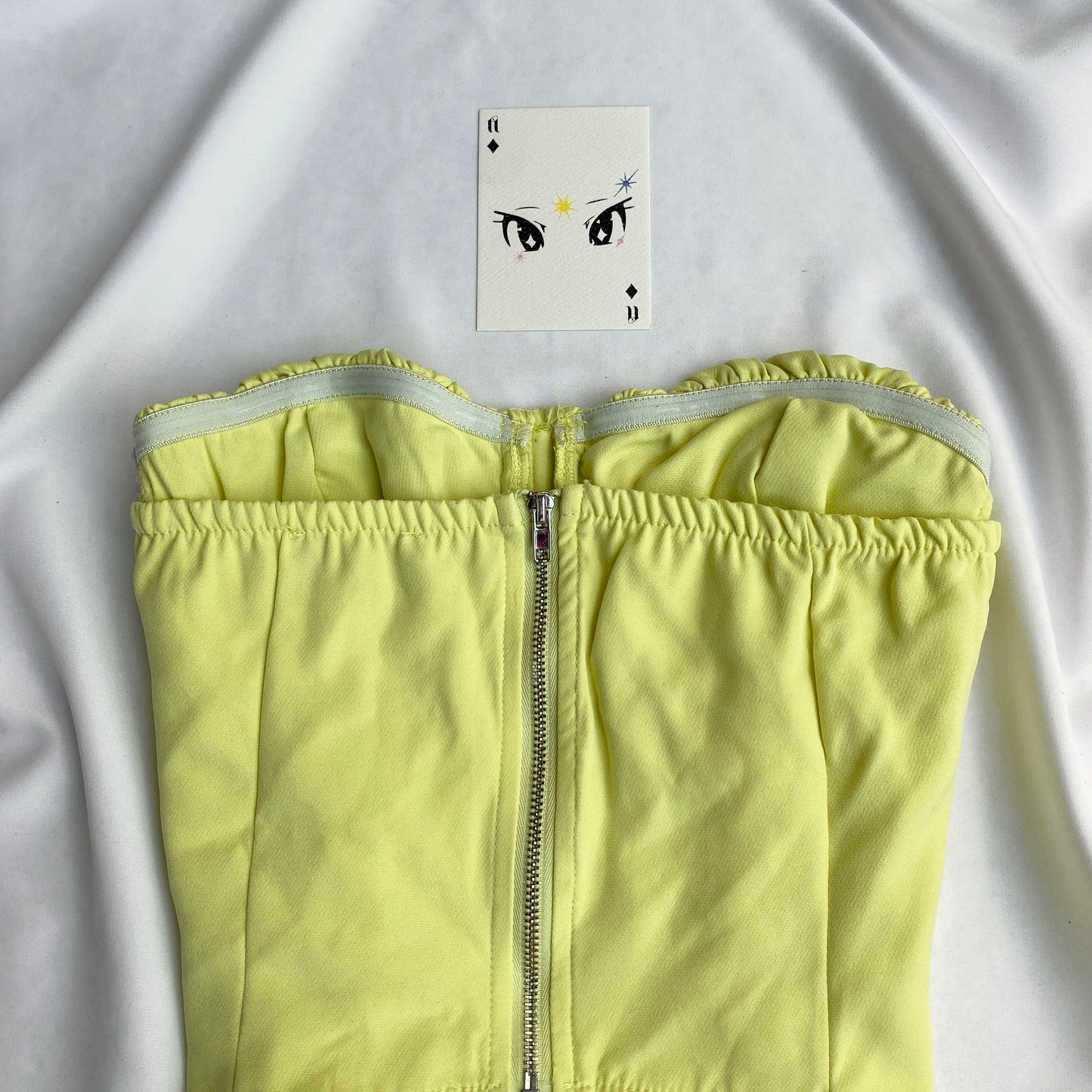 LEMON GREEN CORSET FROM PRETTY LITTLE THING (Bust : 30-34, Upper Waist : 24-26)