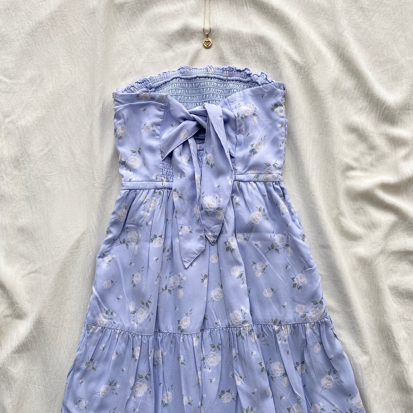 FLORAL TUBE DRESS FROM HOLLISTER (Bust : 28-32, Upper Waist : 22-26)