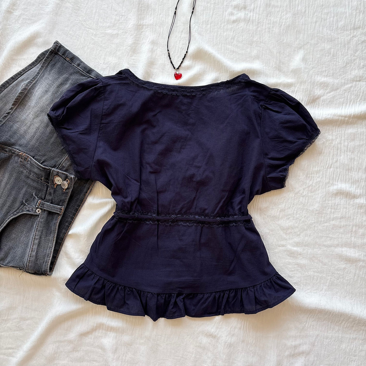 DARLING TOP IN NAVY BLUE (Bust : 30-34, Upper Waist : 24-28)