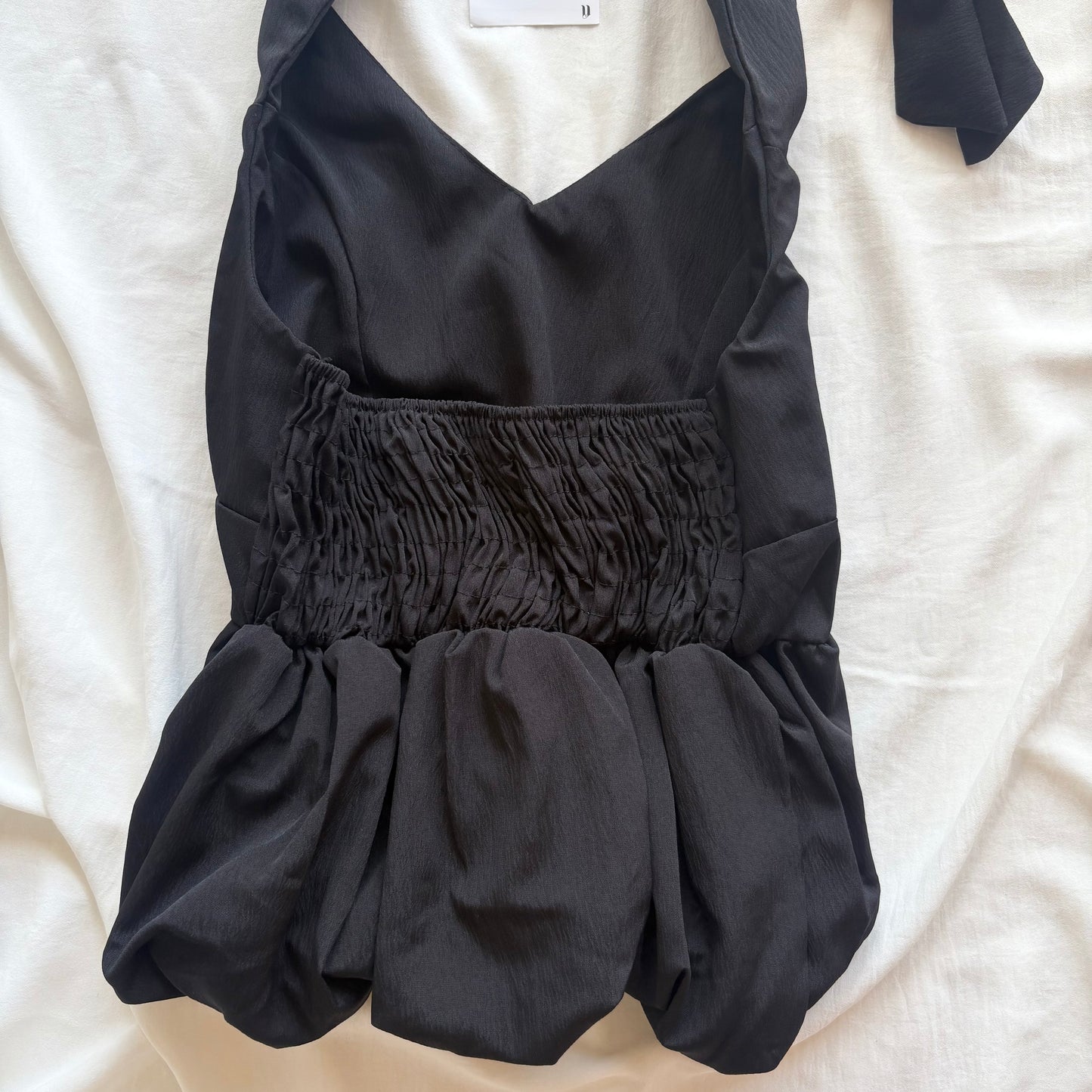 BUBBLE HALTER TOP IN BLACK (Bust : 32-36, Upper Waist : 24-29)