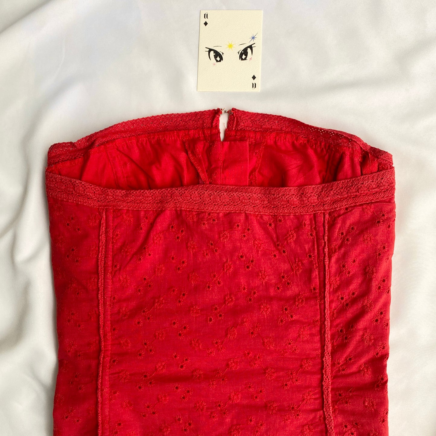 RED EYELET CORSET (Bust : 34-36, Upper Waist : 30-32)
