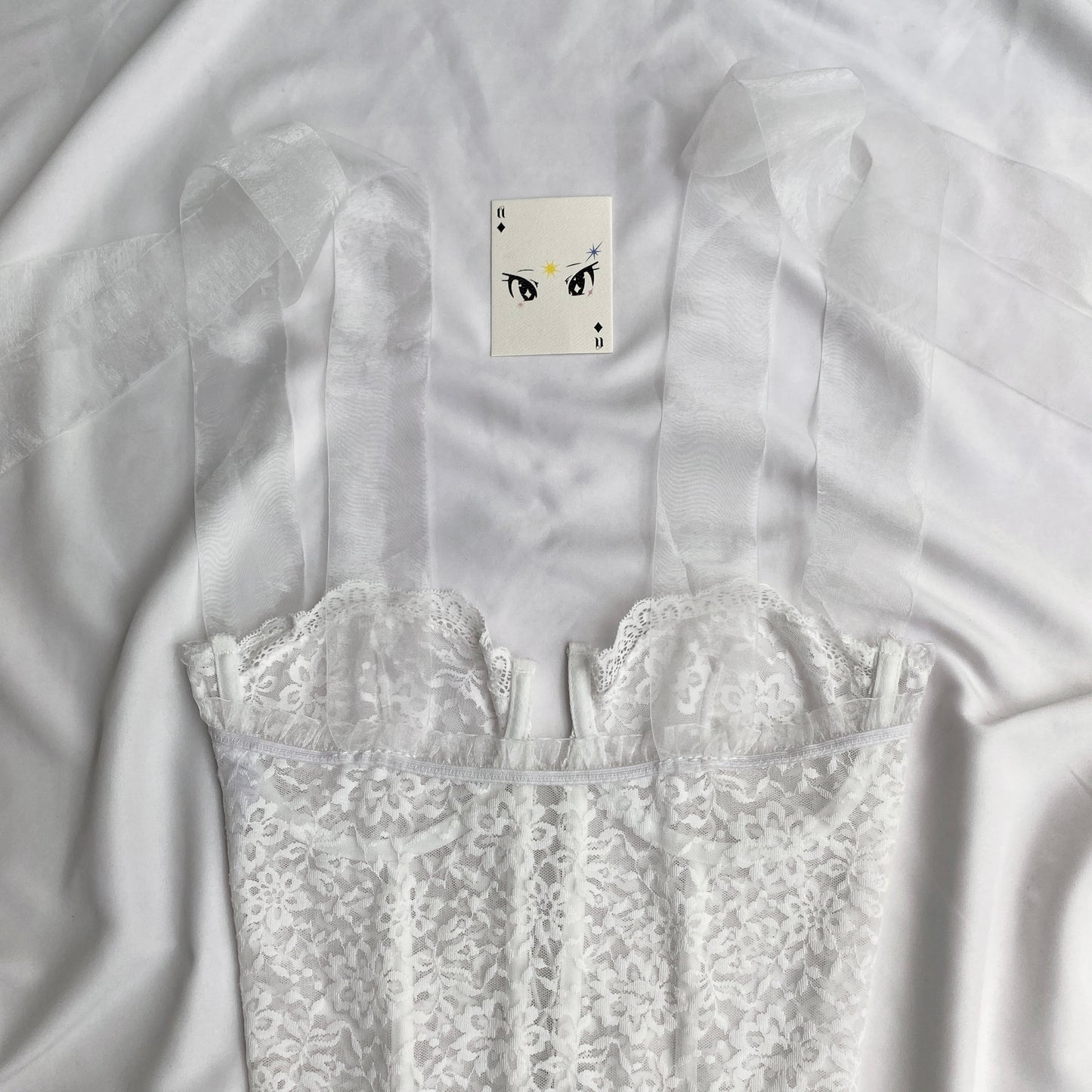 WHITE LACE CORSET (Bust : 32-34, Upper Waist : 26-32)