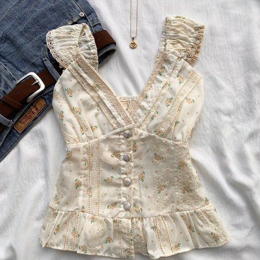 DOTTIE TOP WITH BLUE BUTTONS (Bust : 28-32, Upper Waist : 23-26)