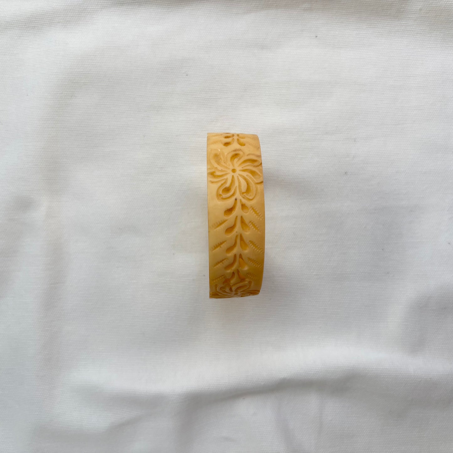 ENGRAVED BRACLET