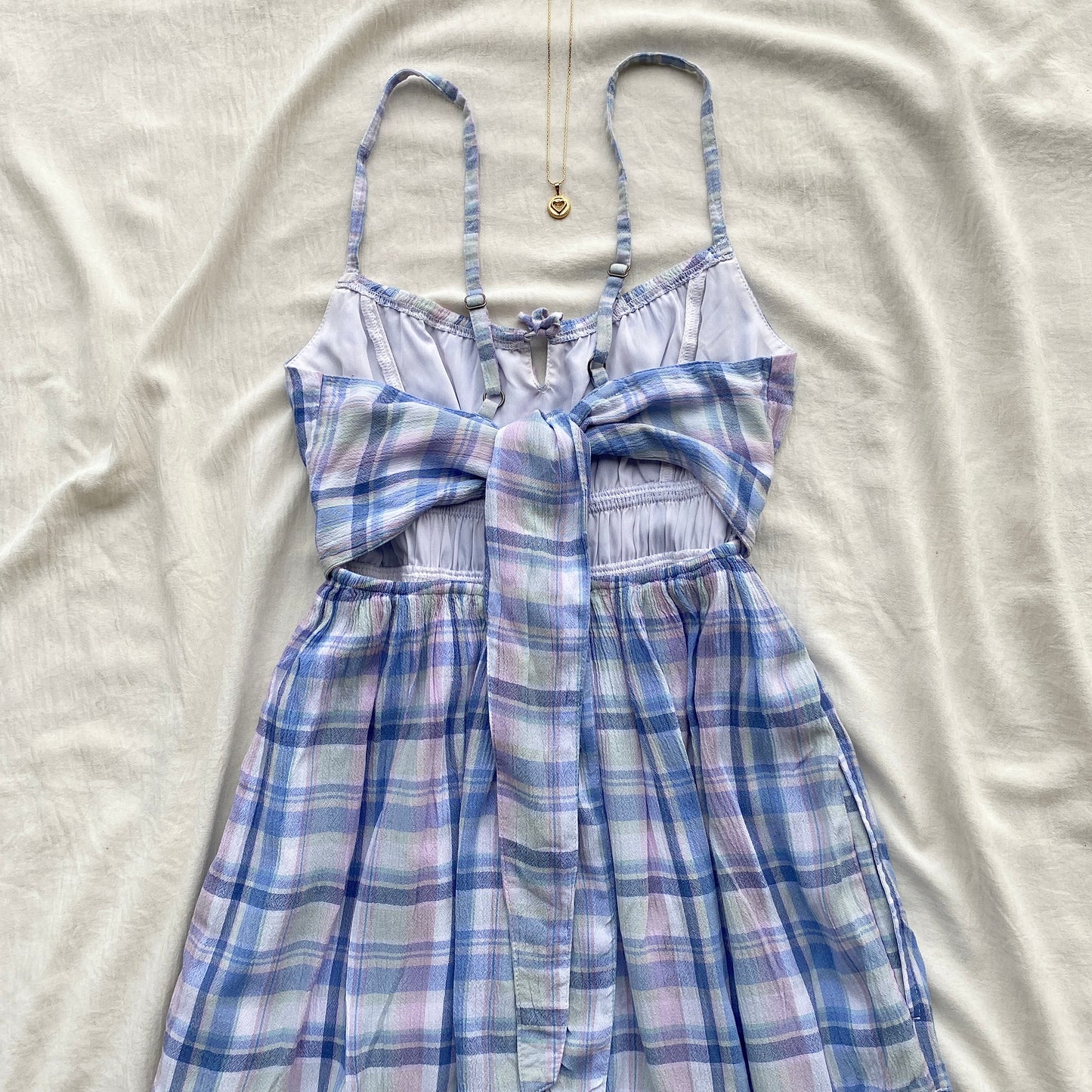 PLAID DRESS FROM HOLLISTER (Bust : 30-34, Upper Waist : 22-28)