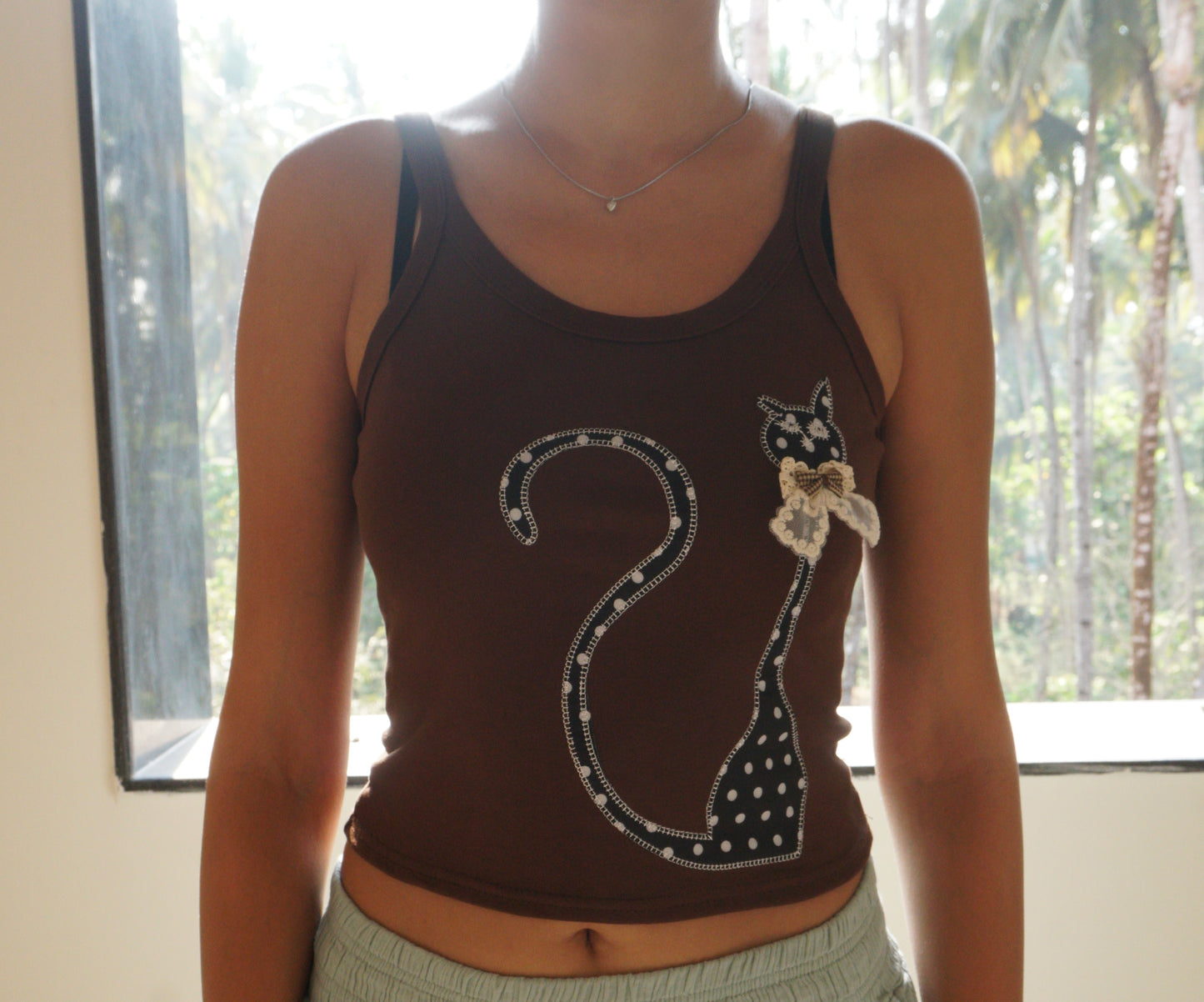 CAT TANK TOP IN BROWN (Bust : 30-34, Upper Waist : 24-28)