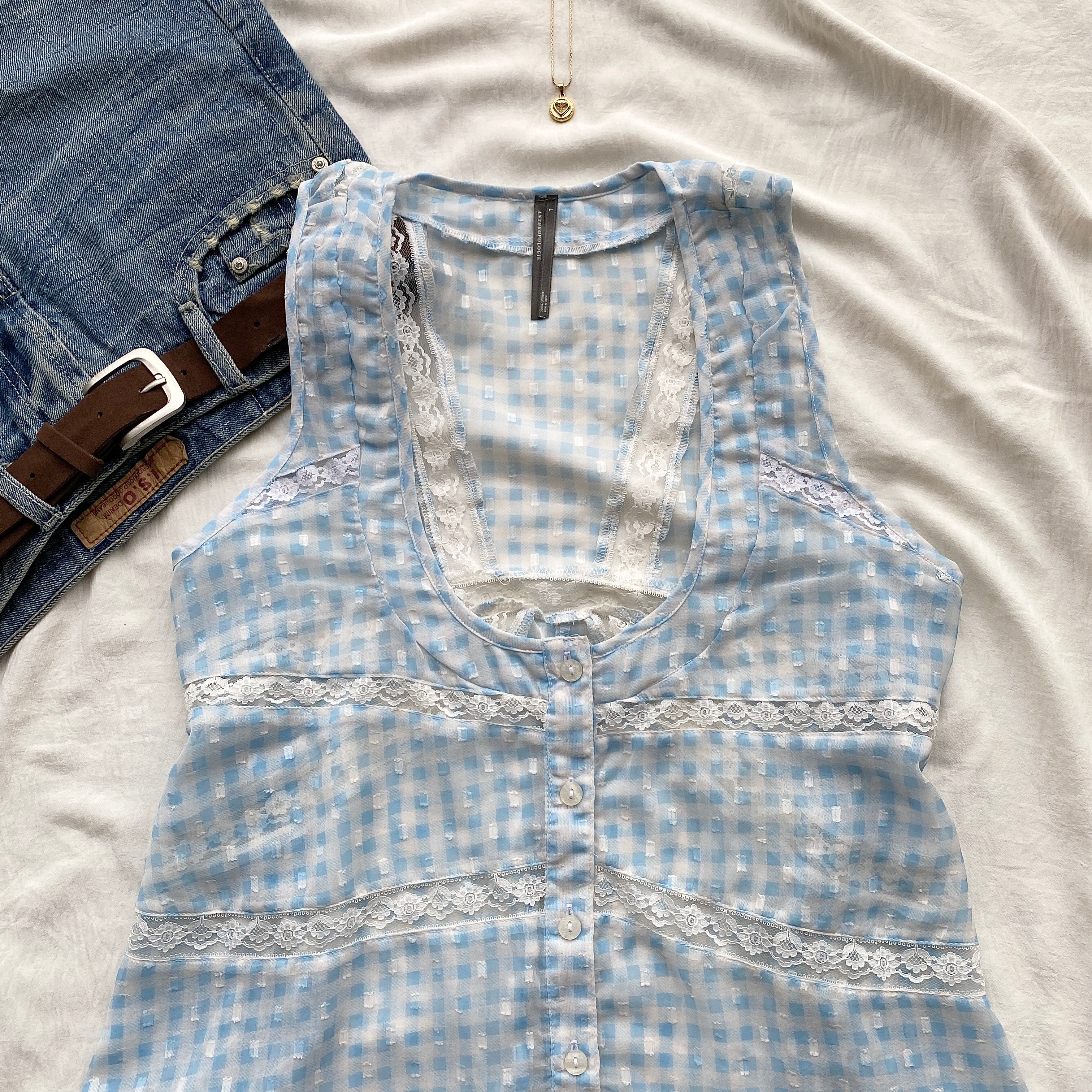 BLUE GHINGHAM TOP FROM ANTHROPOLOGY (Bust : 34-38, Upper Waist : 30-36)