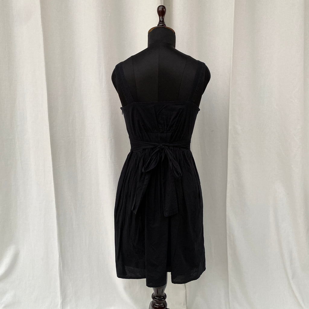 BLACK DRESS (Bust : 30-34, Upper Waist : 26-29)