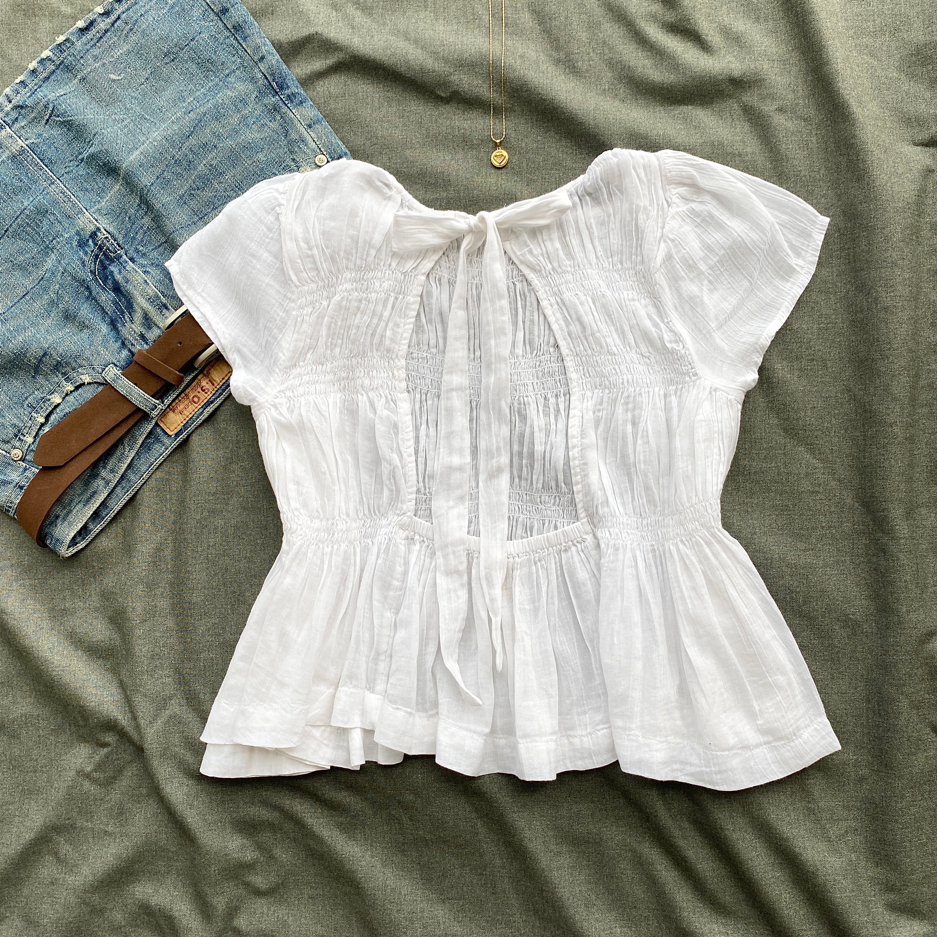WHITE TOP FROM FREE PEOPLE (Sizes available)