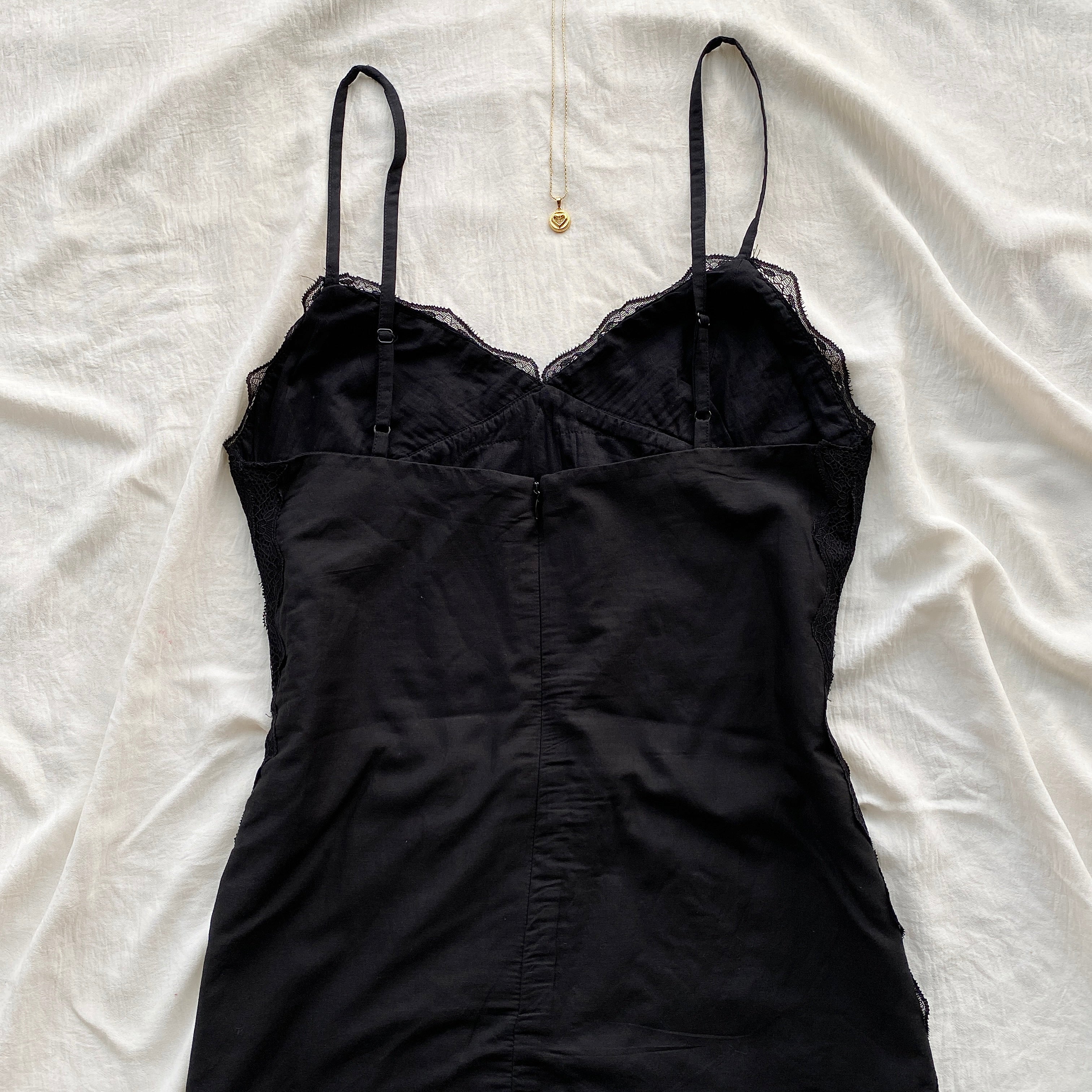 BLACK LACE DRESS FROM ZARA (Bust : 32-34, Upper Waist : 28-32)