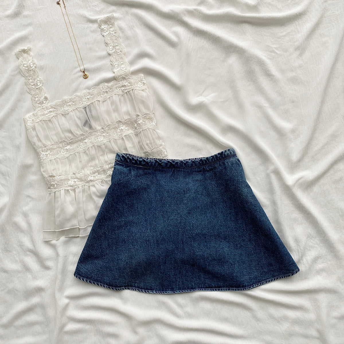 DENIM SKORT FROM FREE PEOPLE (Waist : 26-28)