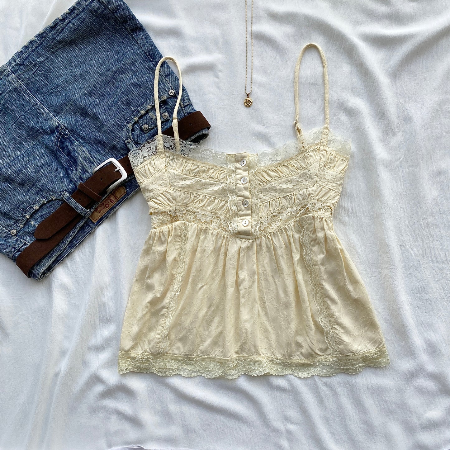 BUTTER YELLOW LACE TOP FROM KIMCHI BLUE (Sizes available)