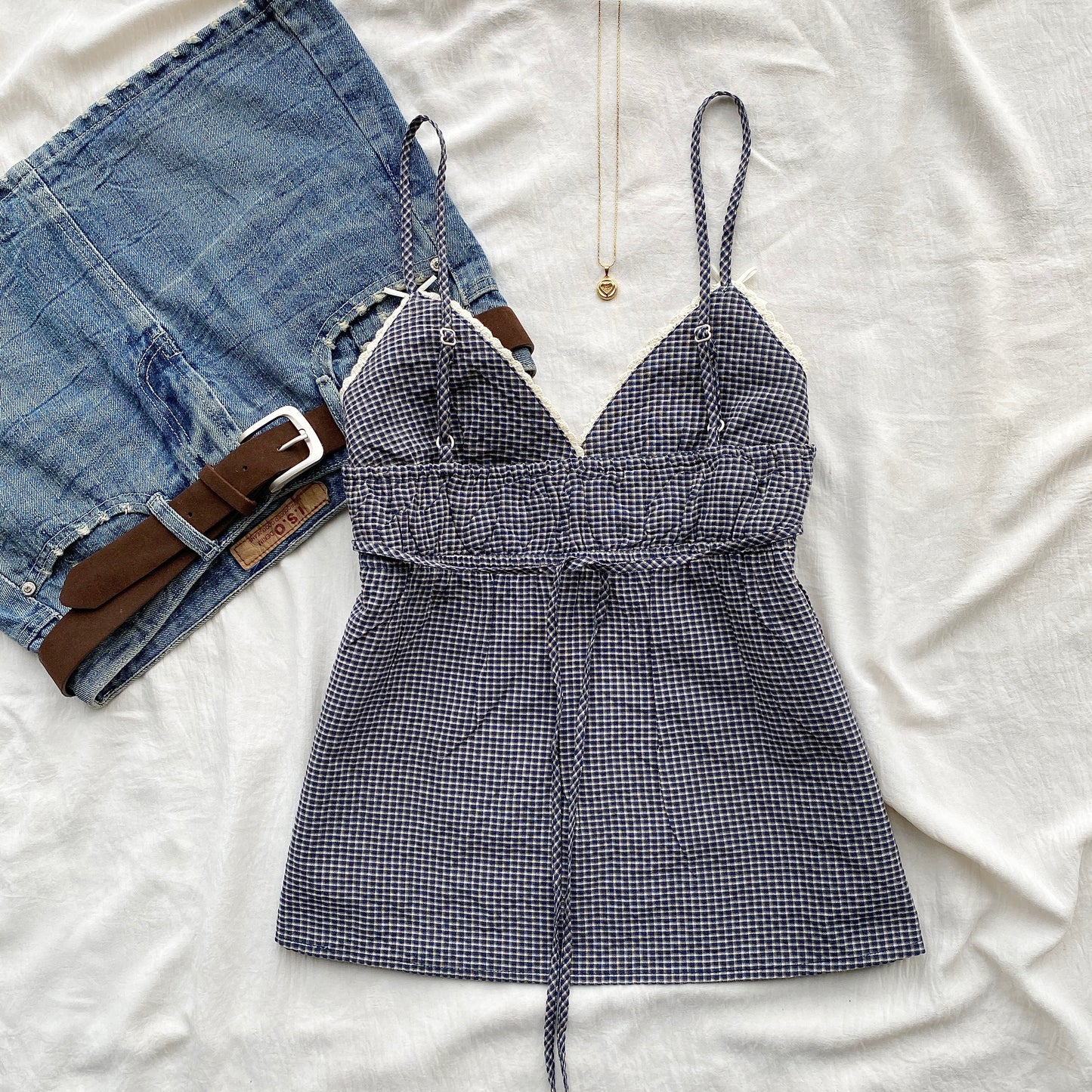 PICNIC DATE CAMI TOP IN NAVY (Sizes available)