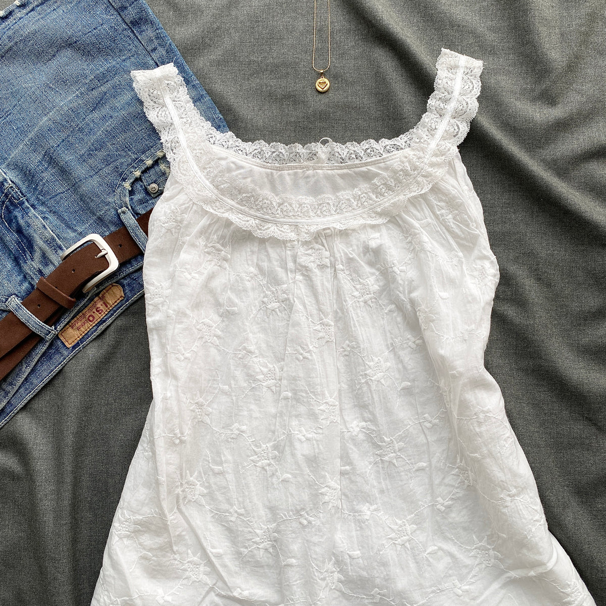 WHITE FAIRY TOP (Bust : 34-36, Upper Waist : 26-32)