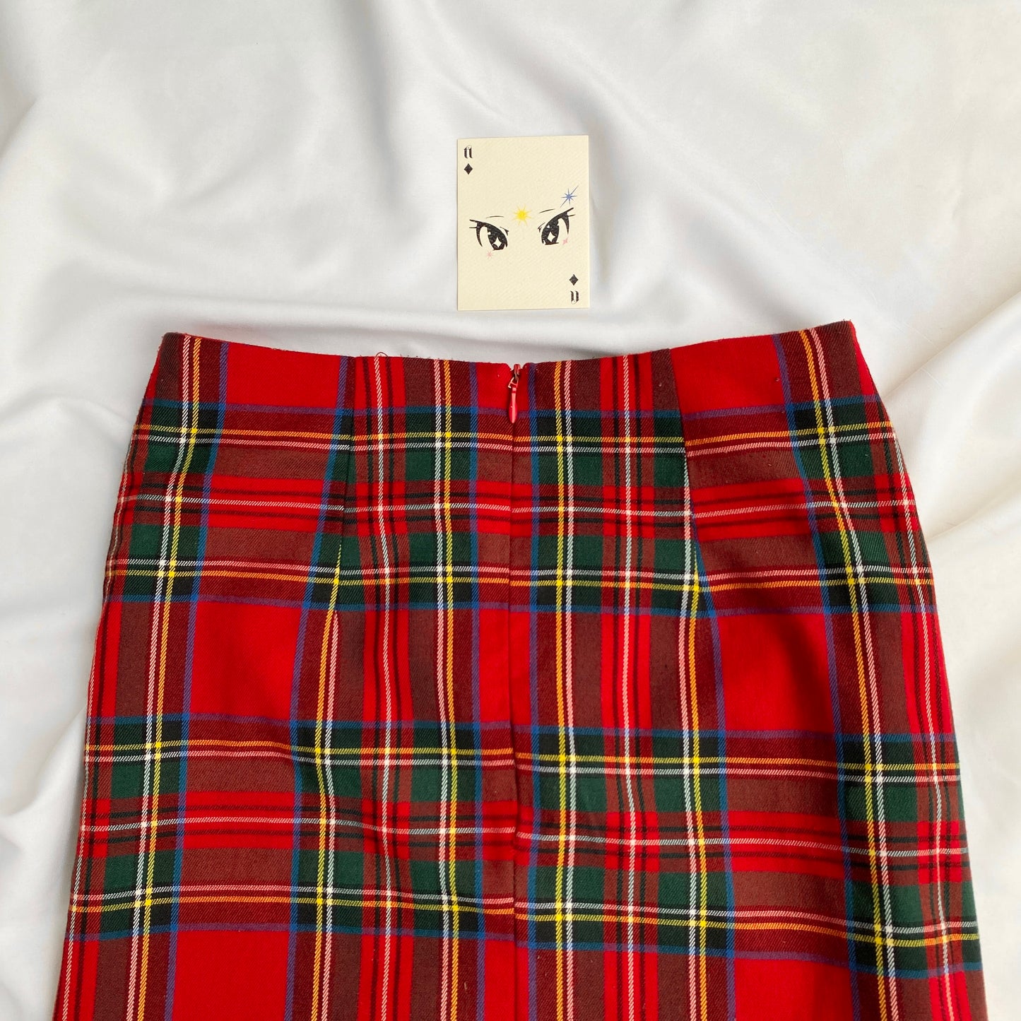 RED PLAID SKIRT (Waist : 24-26)