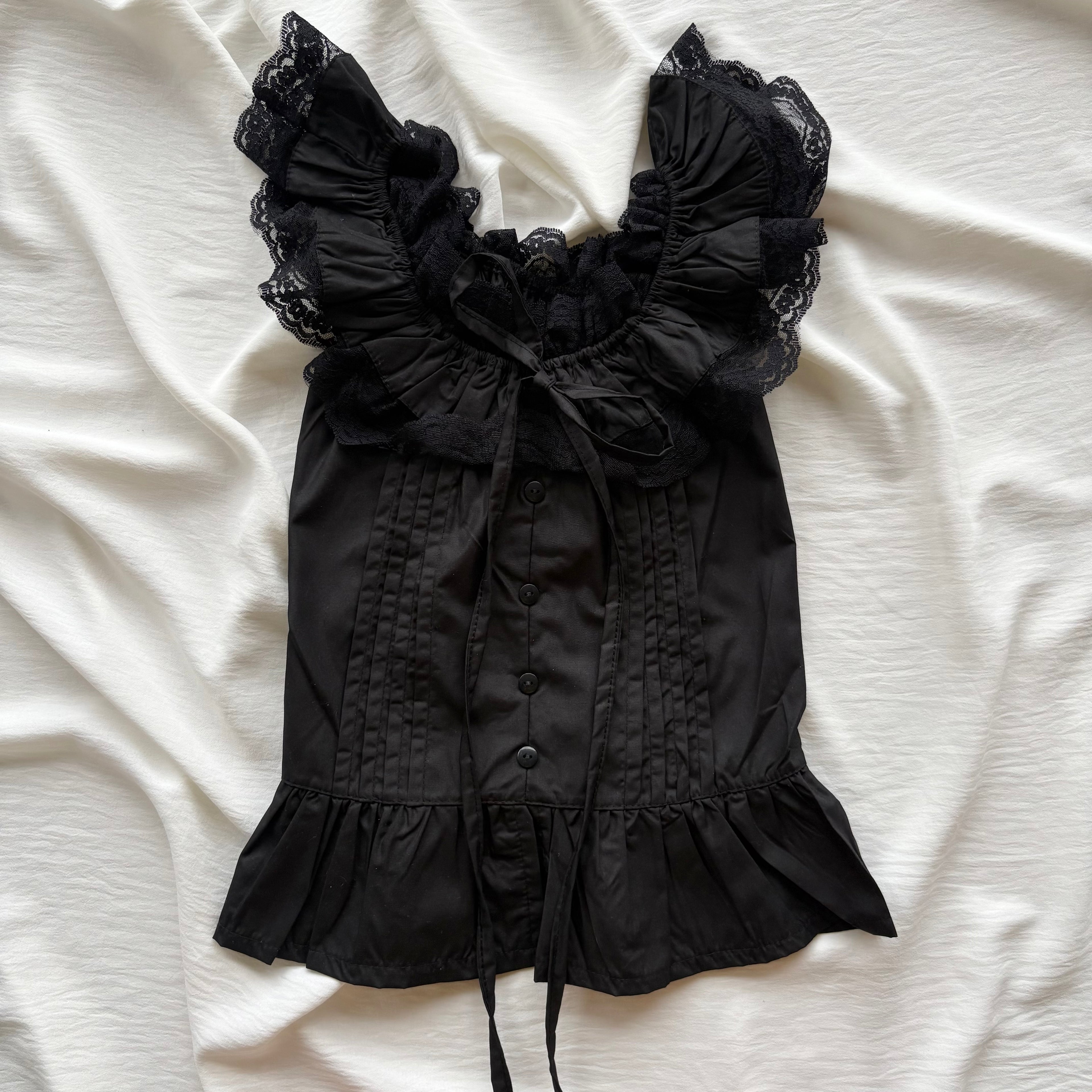 BLACK COTTAGECORE TOP (Bust : 30-34, Upper Waist : 24-28)