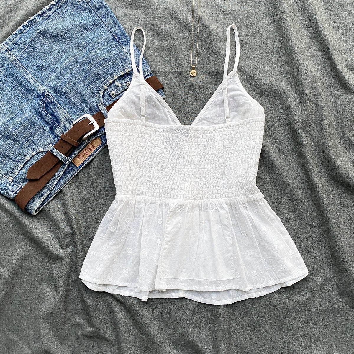 WHITE EMBROIDERED TOP (Bust : 34-36, Upper Waist : 28-32)