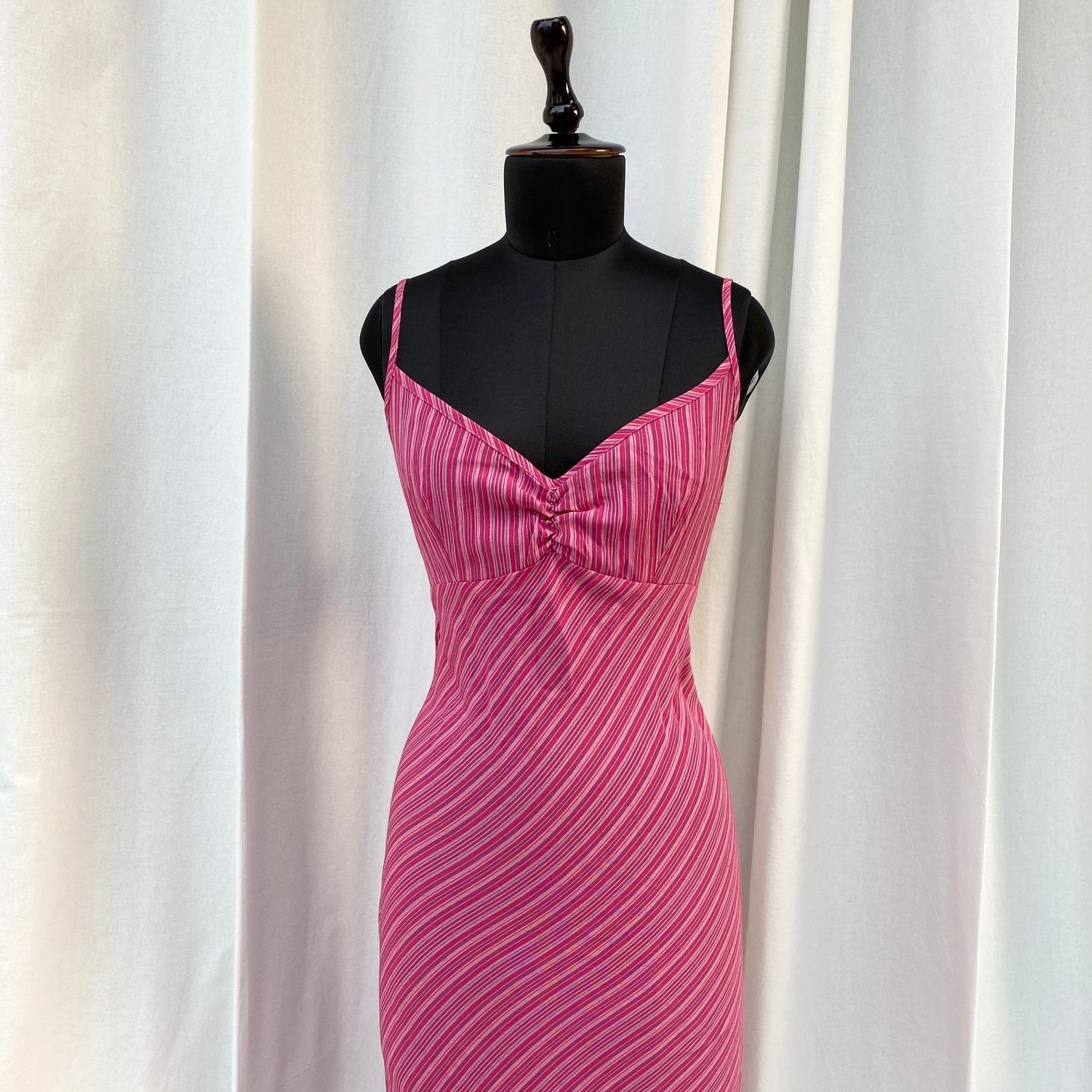 Y2K PINK STRIPED DRESS FROM SPORTSGIRL (Bust : 36-40, Upper Waist : 30-38)