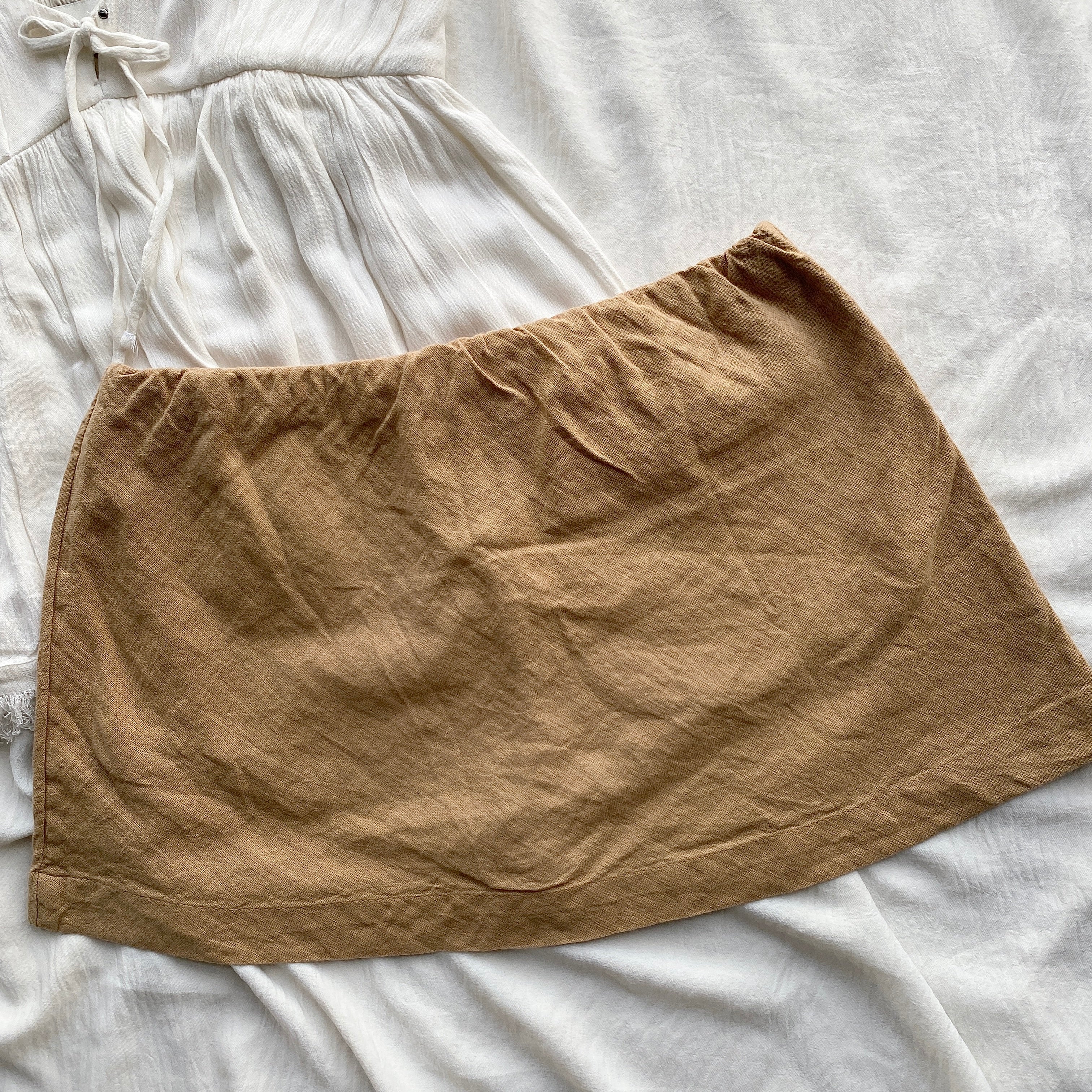 BEIGE SKIRT FROM FREE PEOPLE (Sizes available)