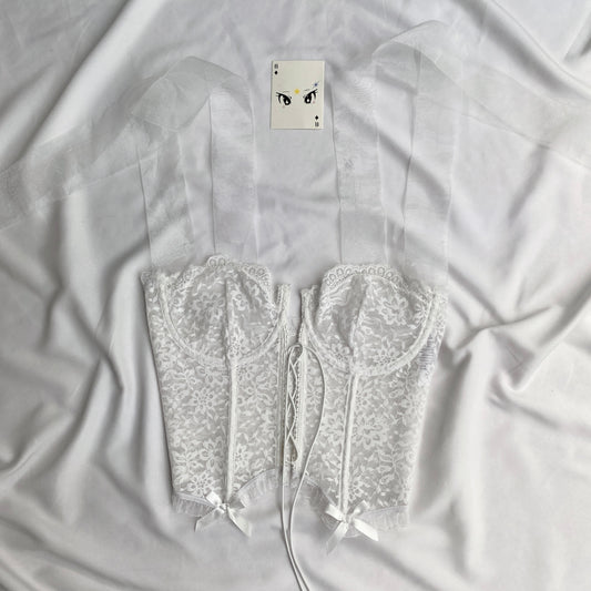 WHITE LACE CORSET (Bust : 32-34, Upper Waist : 26-32)