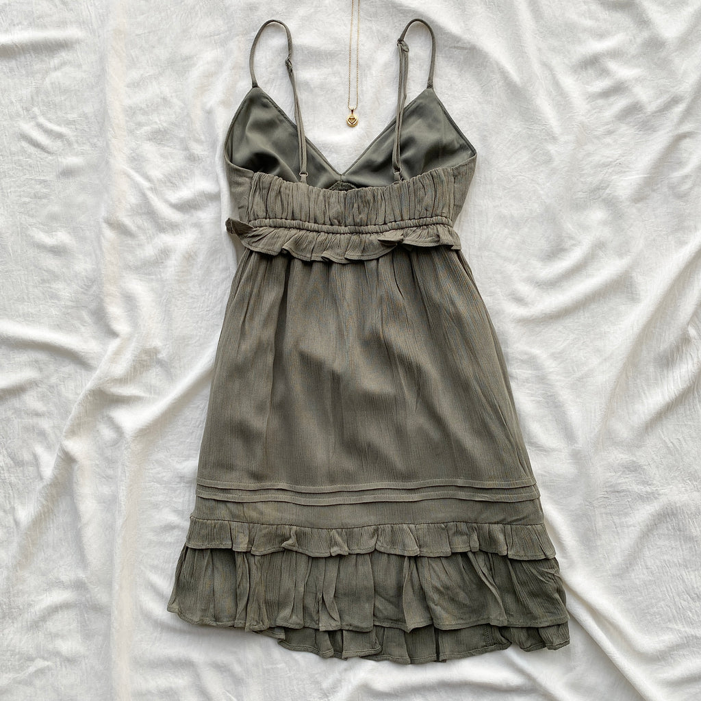OLIVE GREEN STUDDED DRESS FROM HOLLISTER (Bust : 30-32, Upper Waist : 24-28)