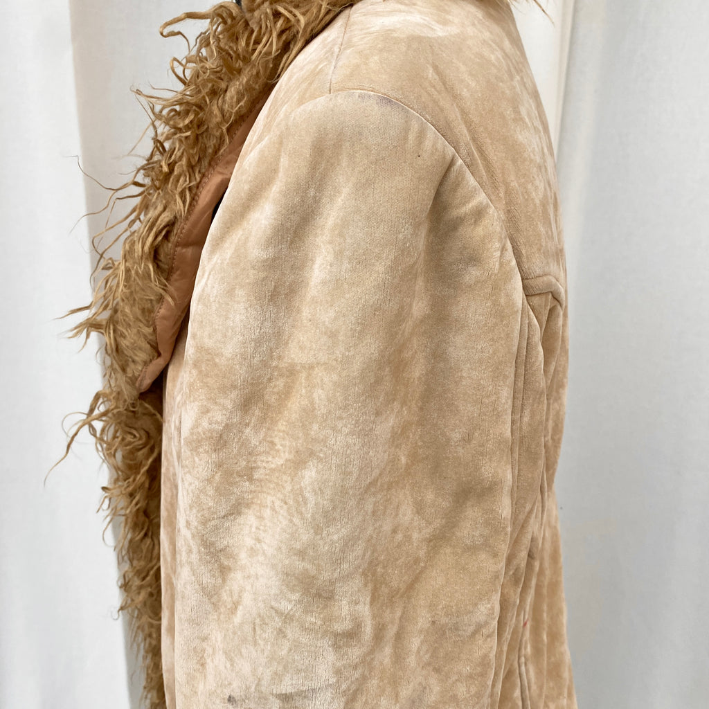 BEIGE FAUX FUR JACKET (Fits XS/S/M)