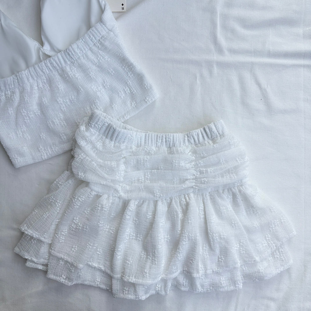 WHITE SET (Bust : 28-32, Upper Waist : 22-28)